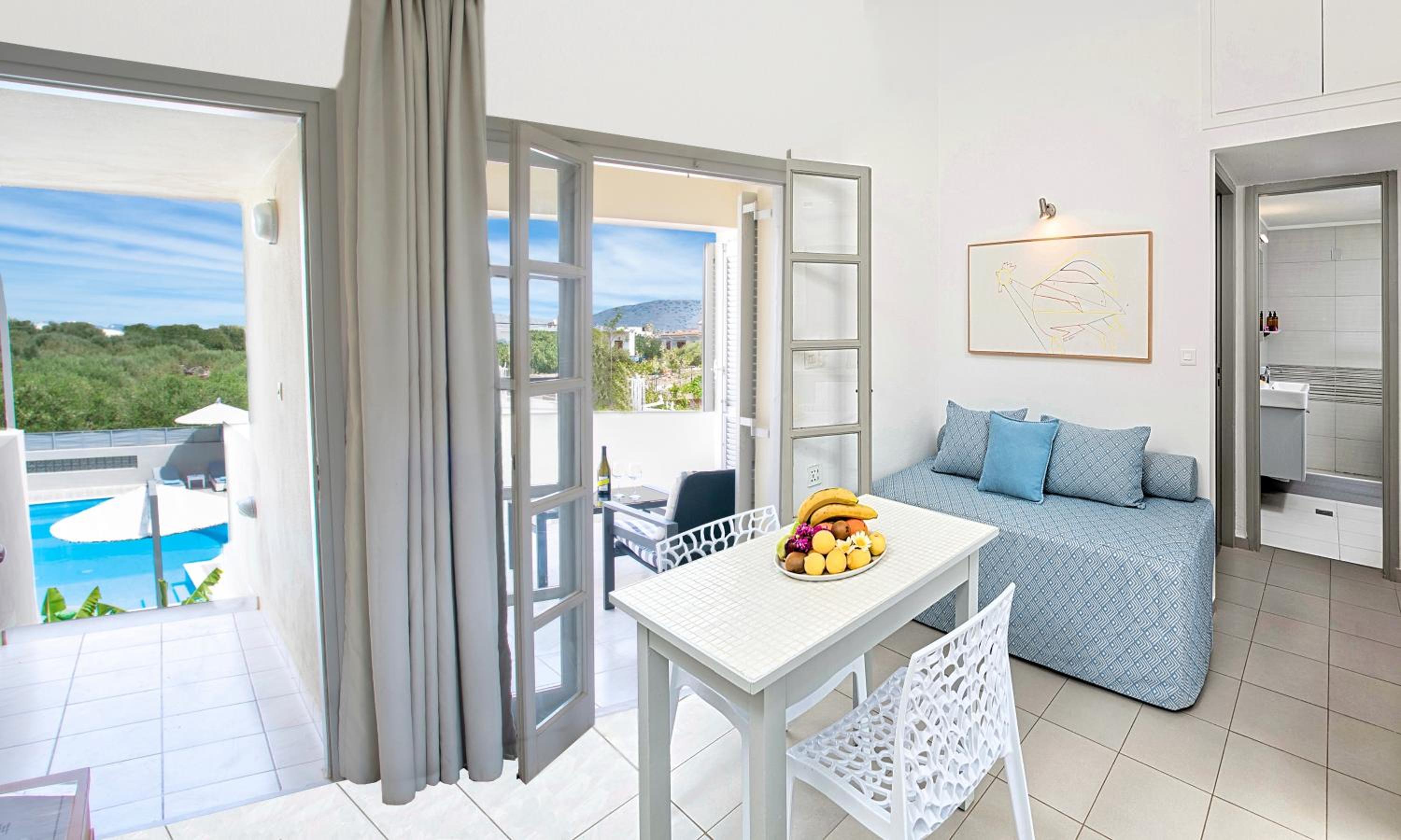 Suite with Garden View - Photo 1