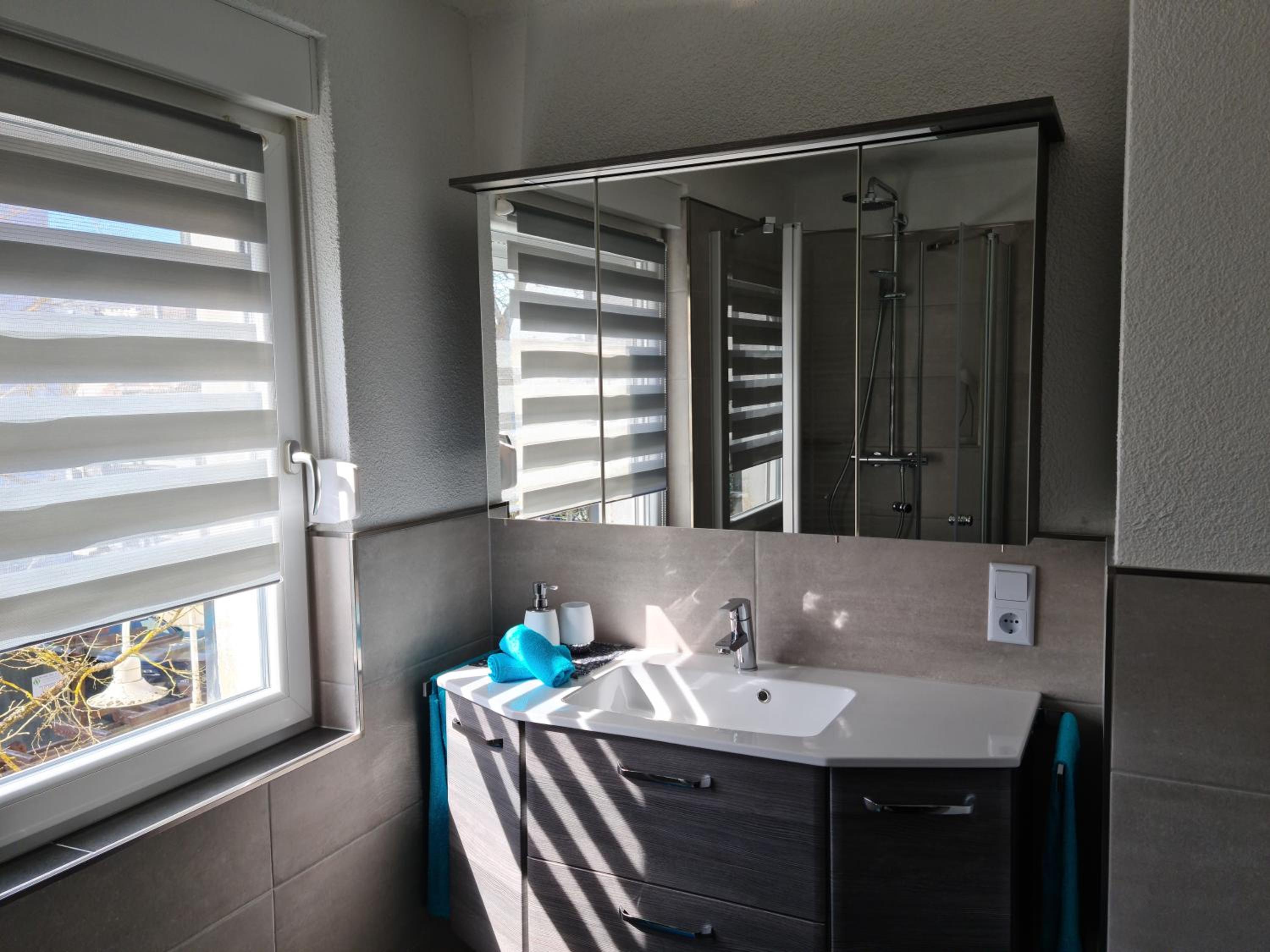 One-Bedroom Apartment - Photo 3