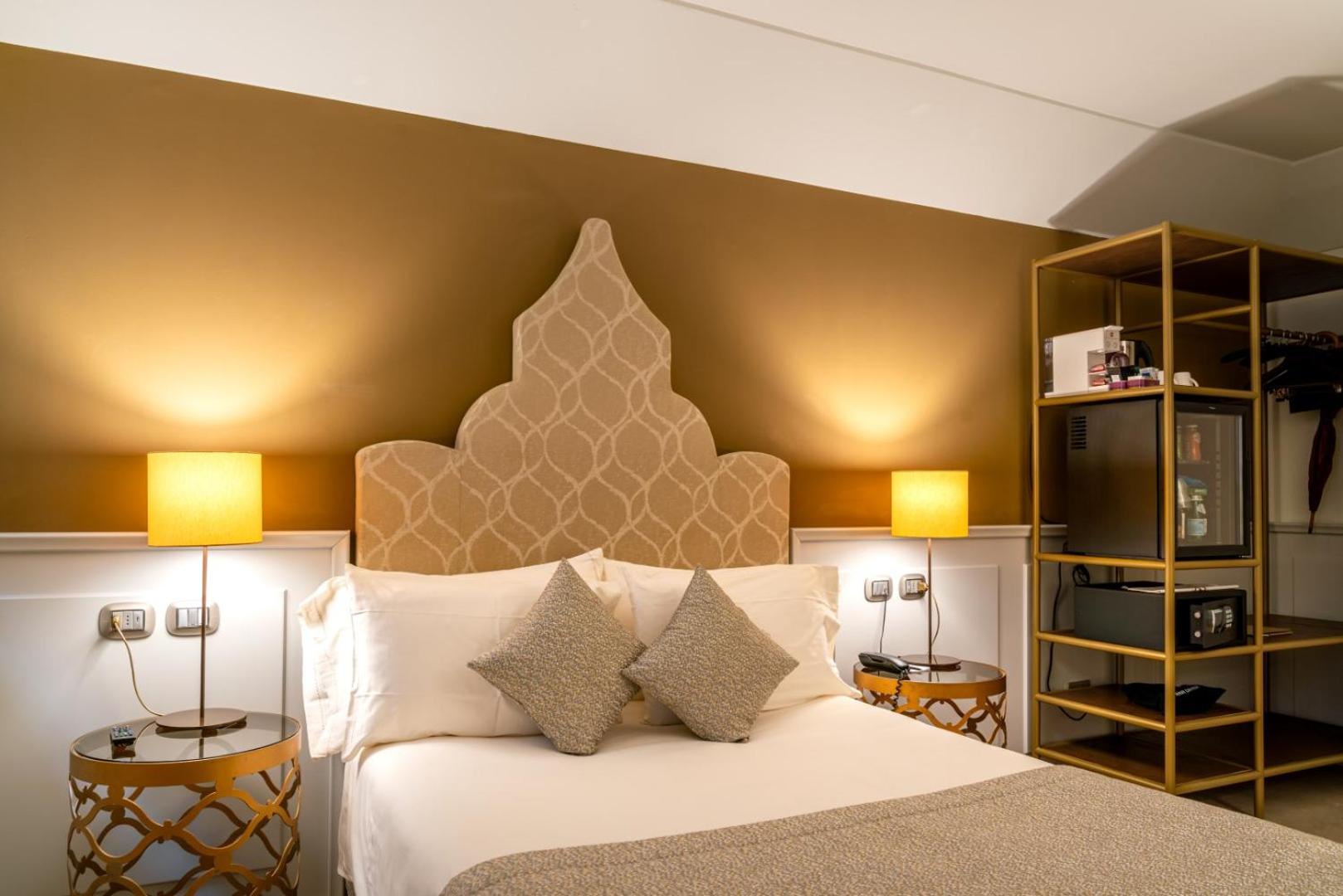 Economy Queen Room