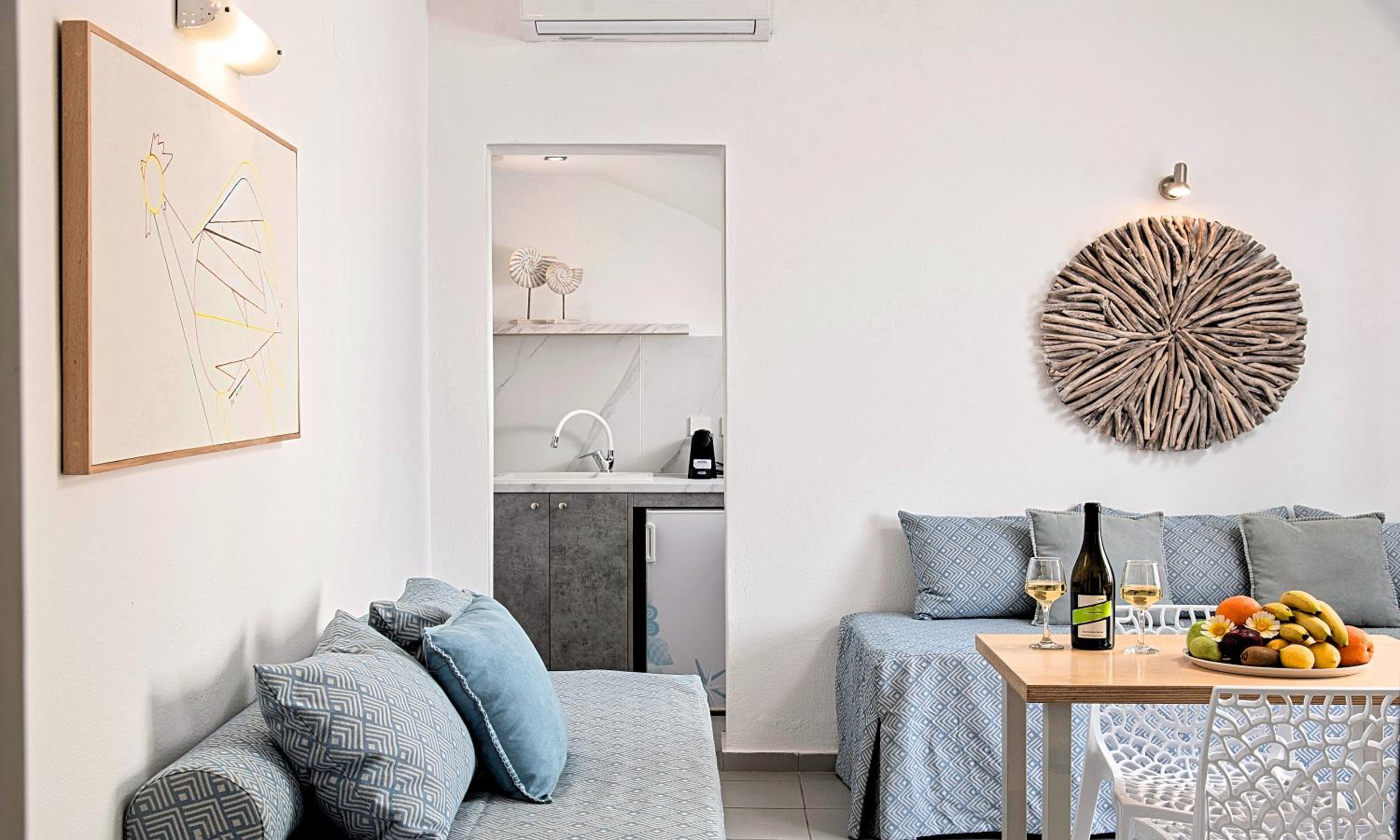 Ground Floor Family Suite with Garden View - Photo 4