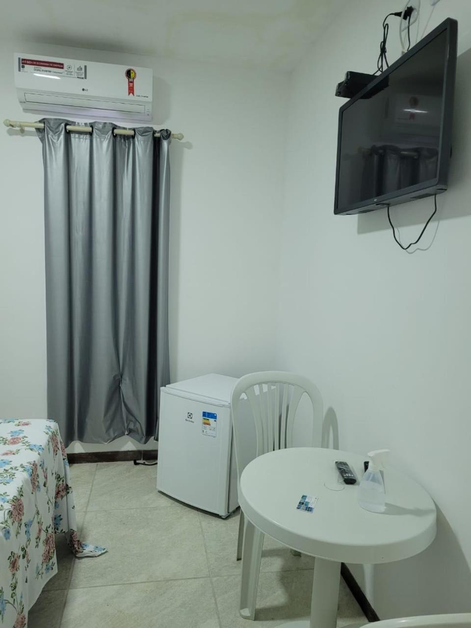 Double or Twin Room - Photo 6