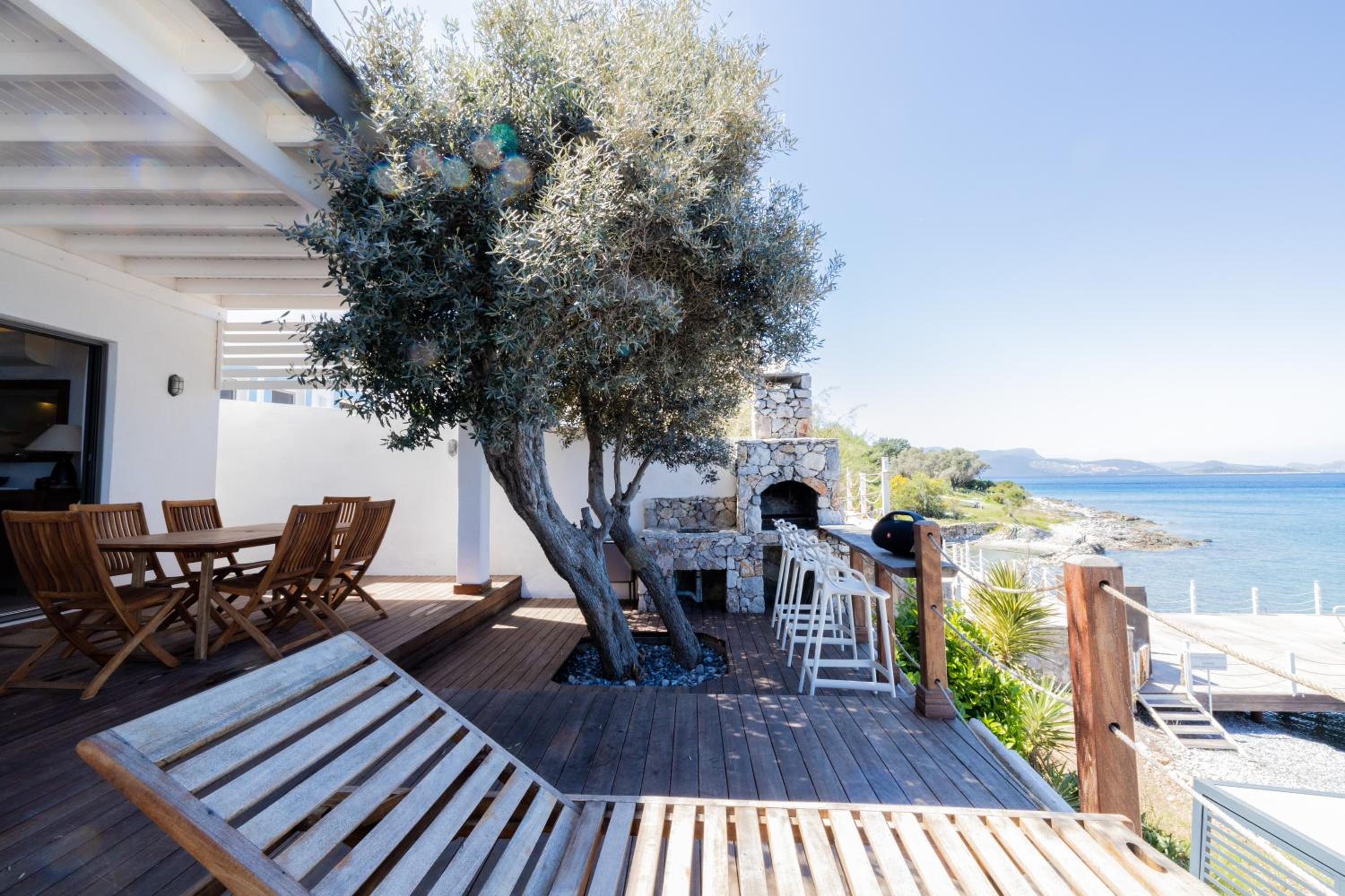 Villa - Beach Front - Photo 73