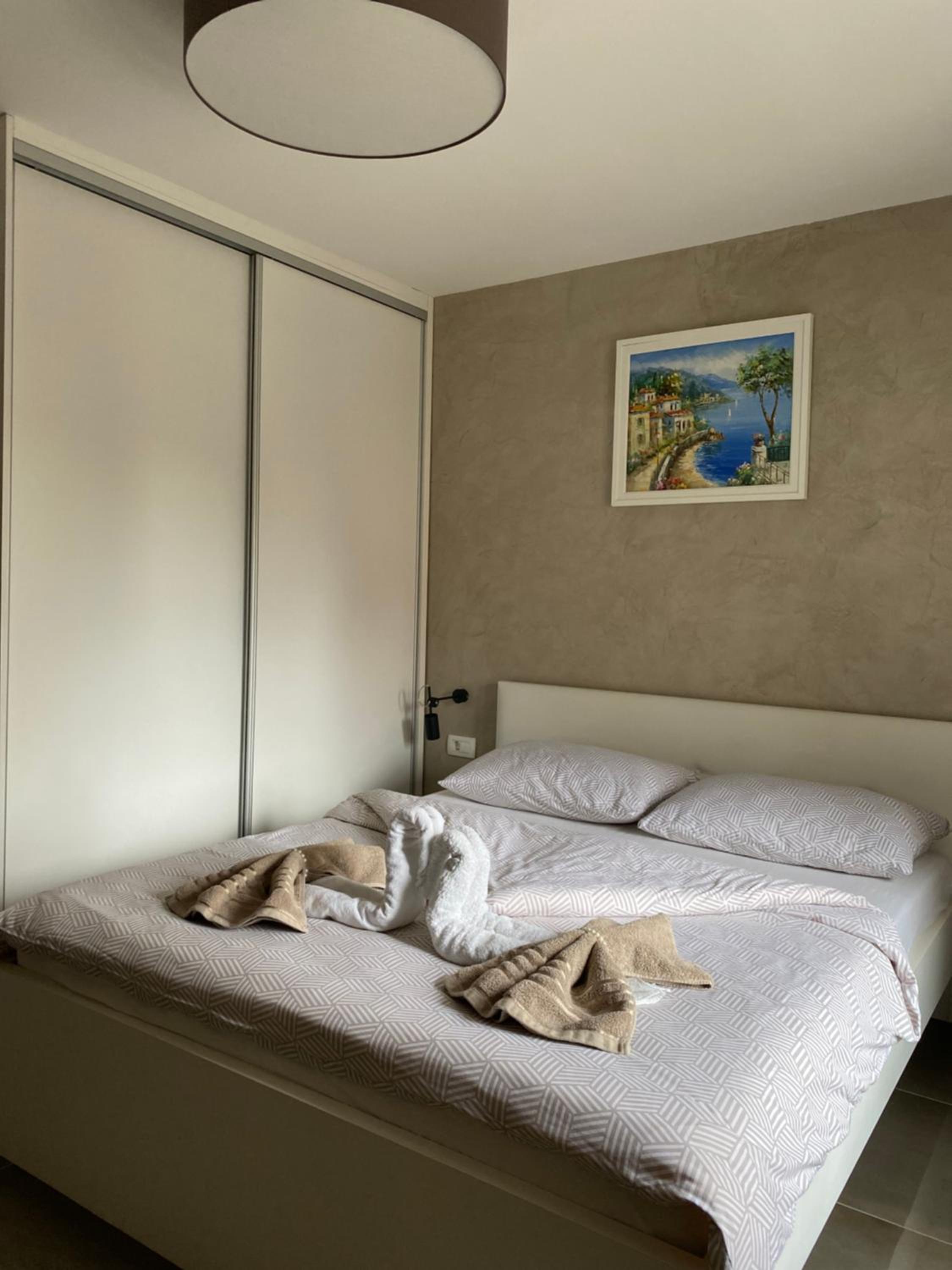 Studio Apartment photo 1