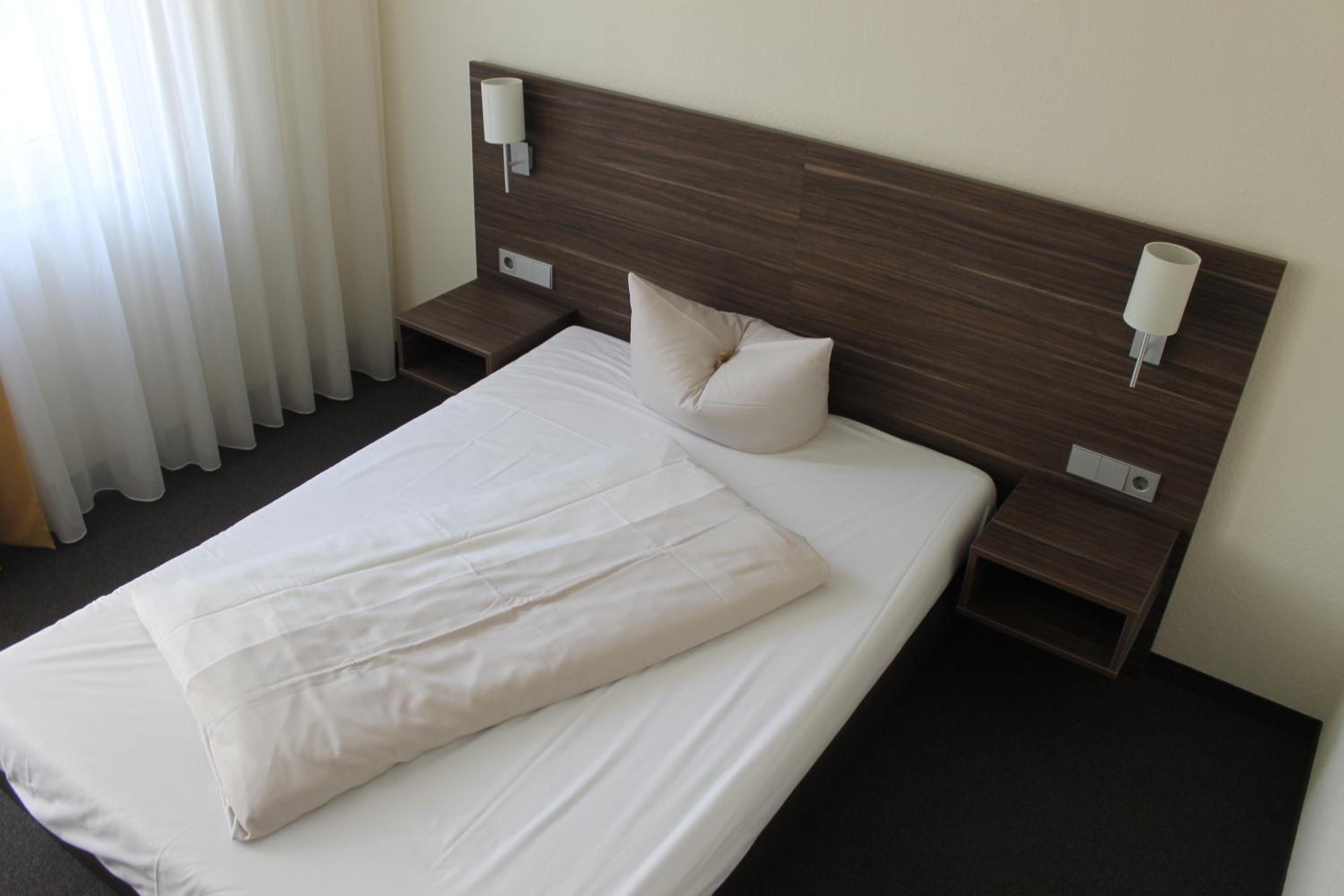 Single Room photo 2