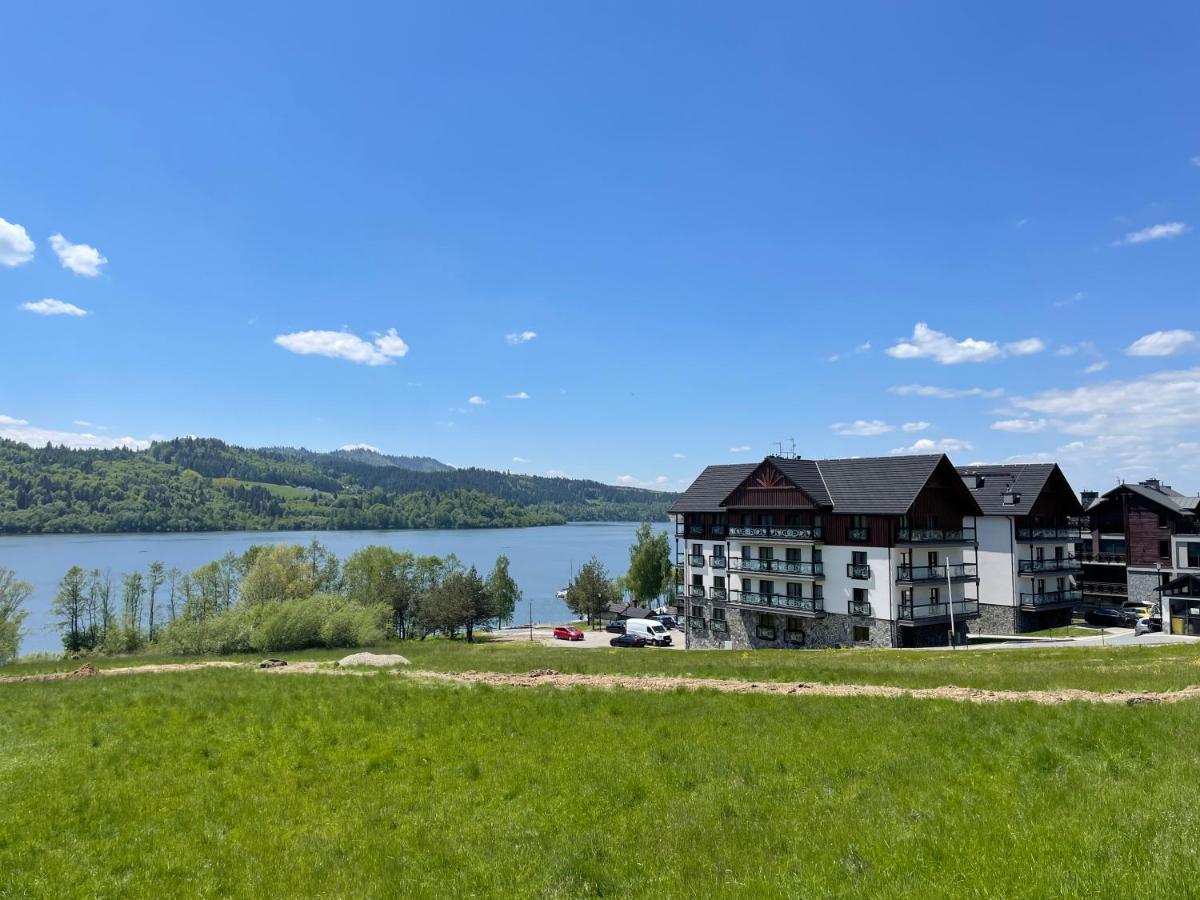 Apartment with Lake View photo 2