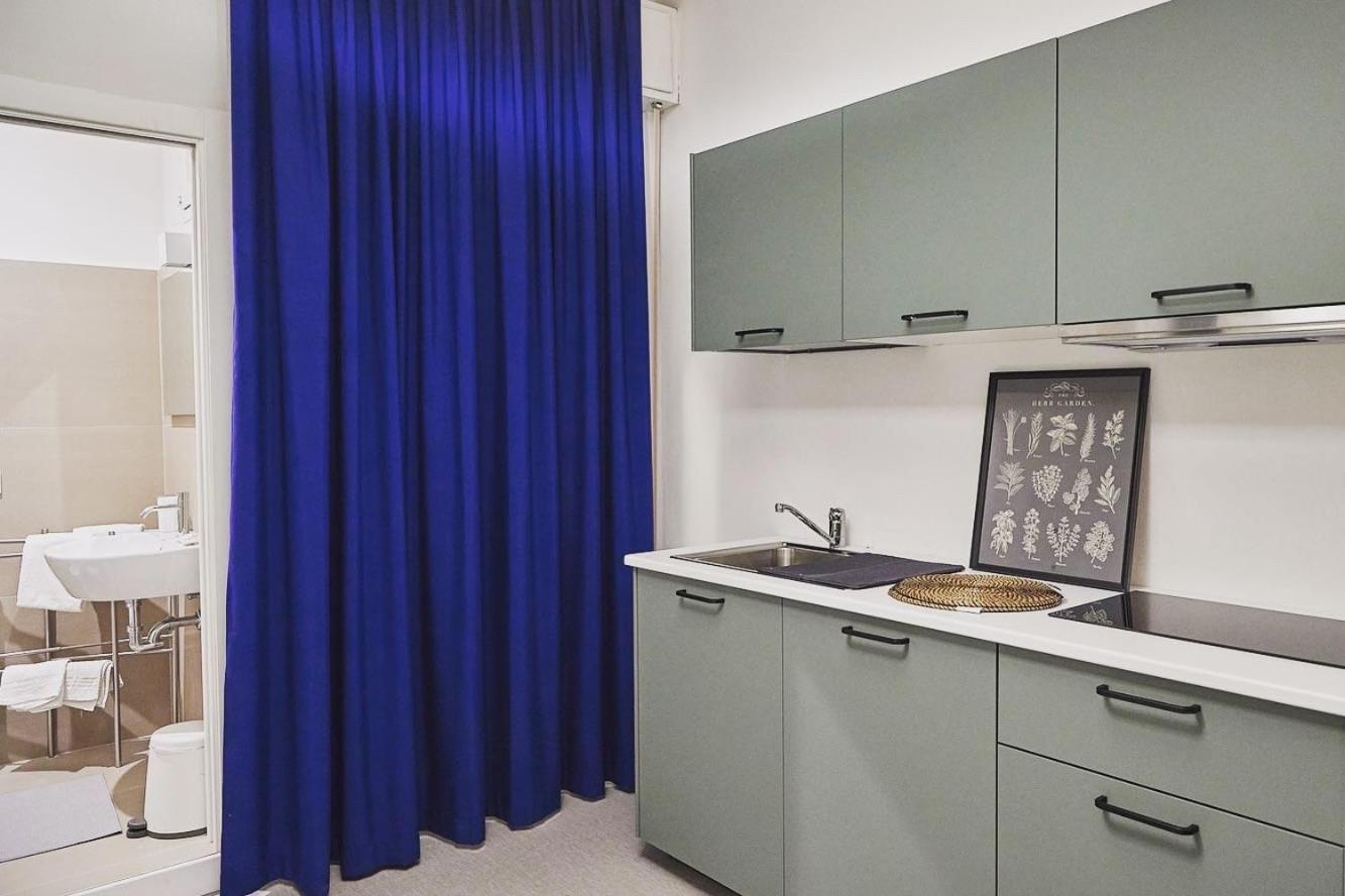 Double or Twin Room - Photo 4