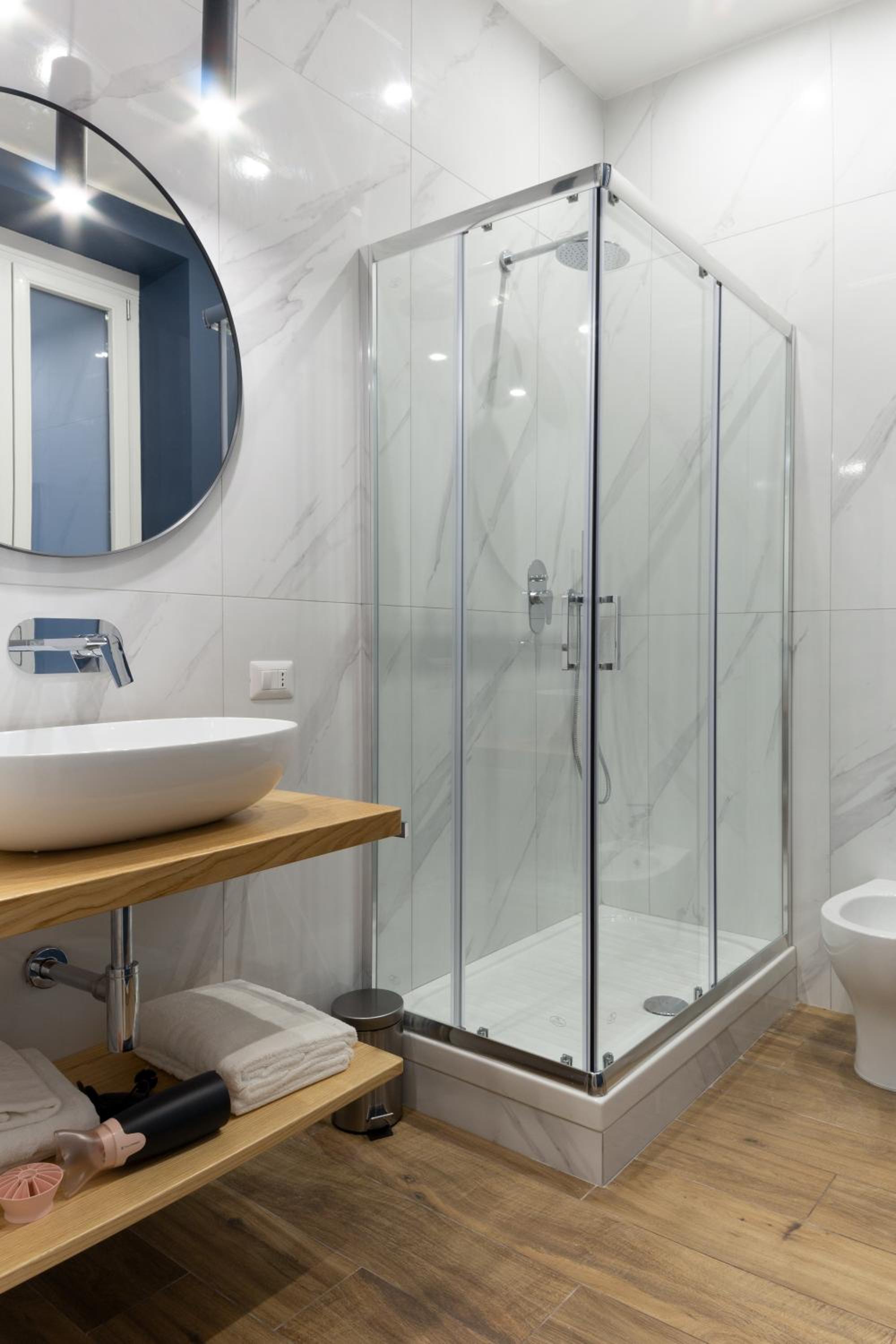 Double Room with Private Bathroom photo 3