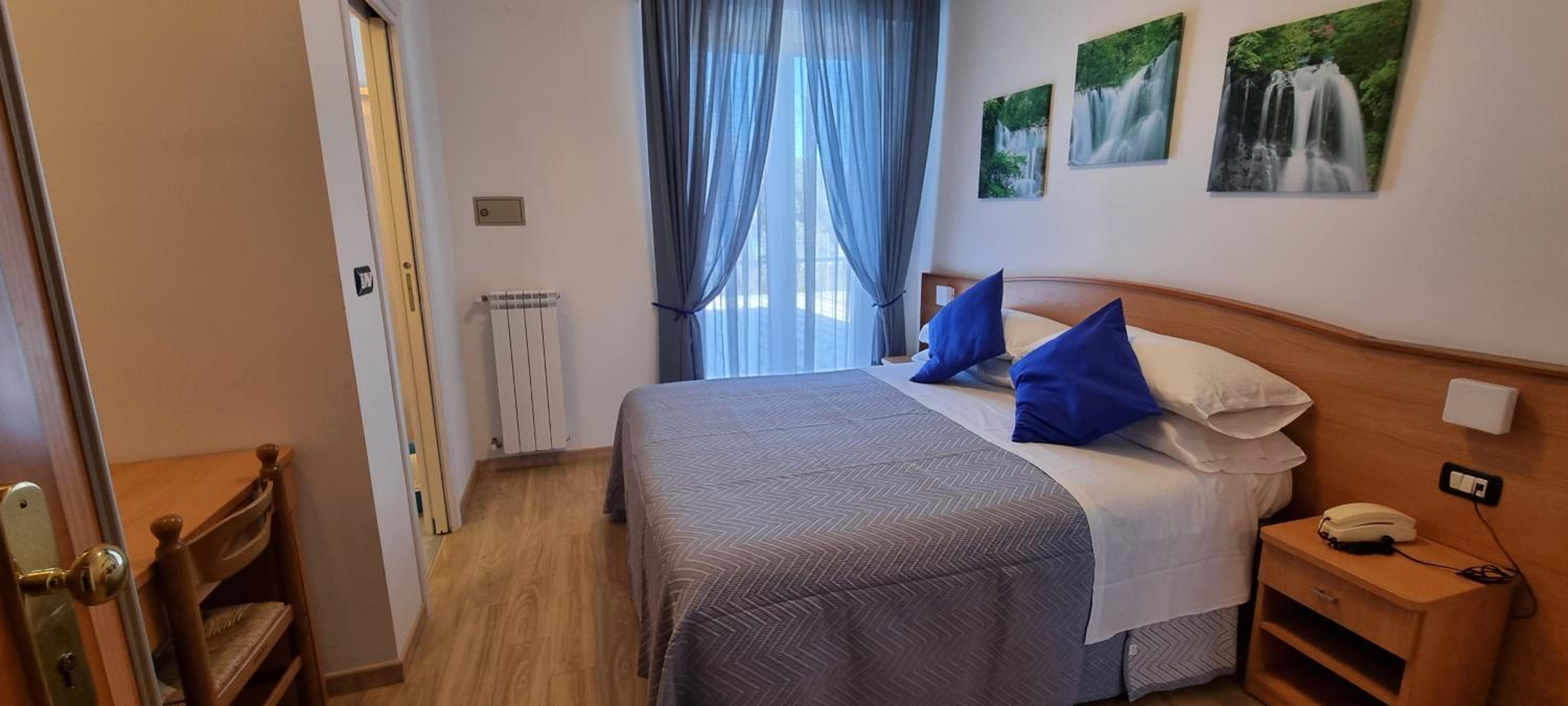 Double Room with Balcony - Photo 44