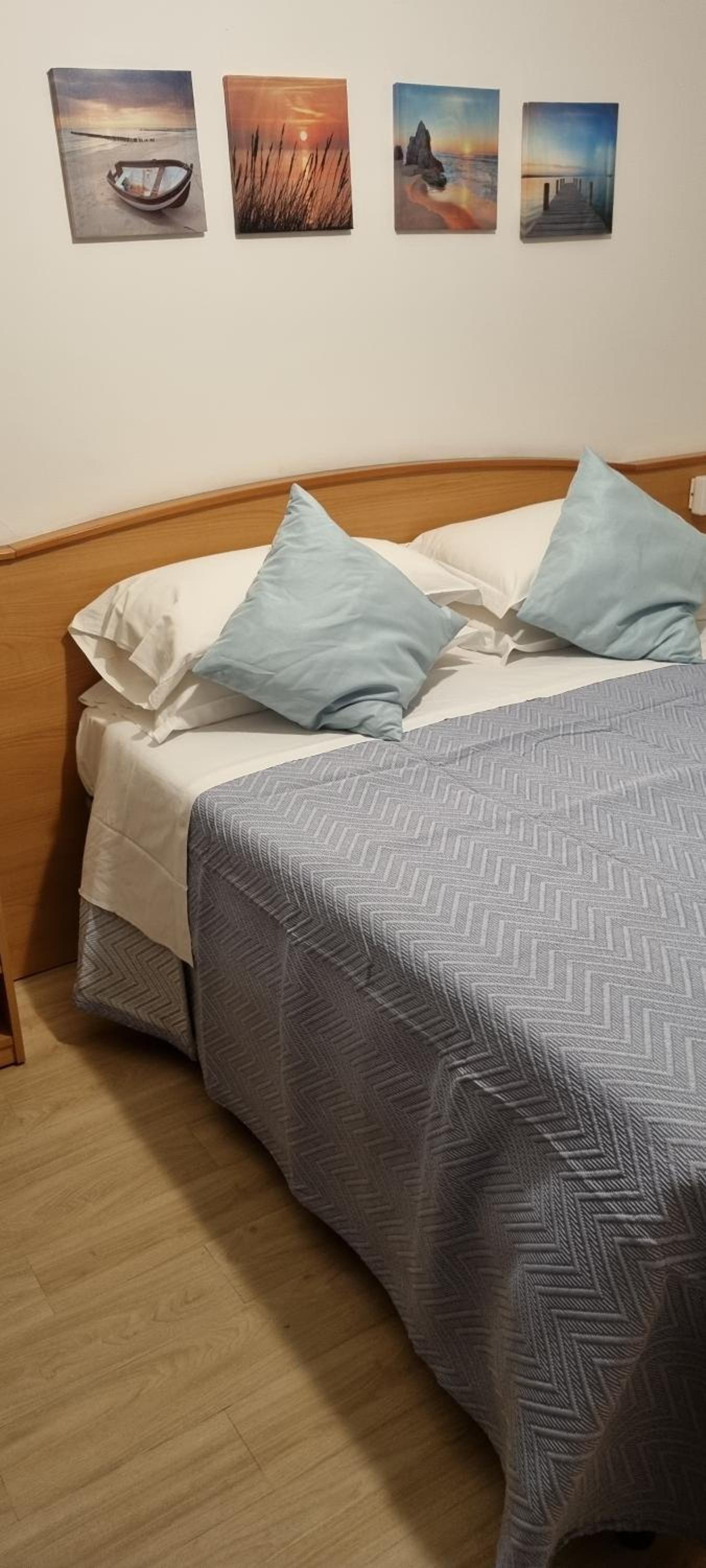 Double Room with Balcony - Photo 33