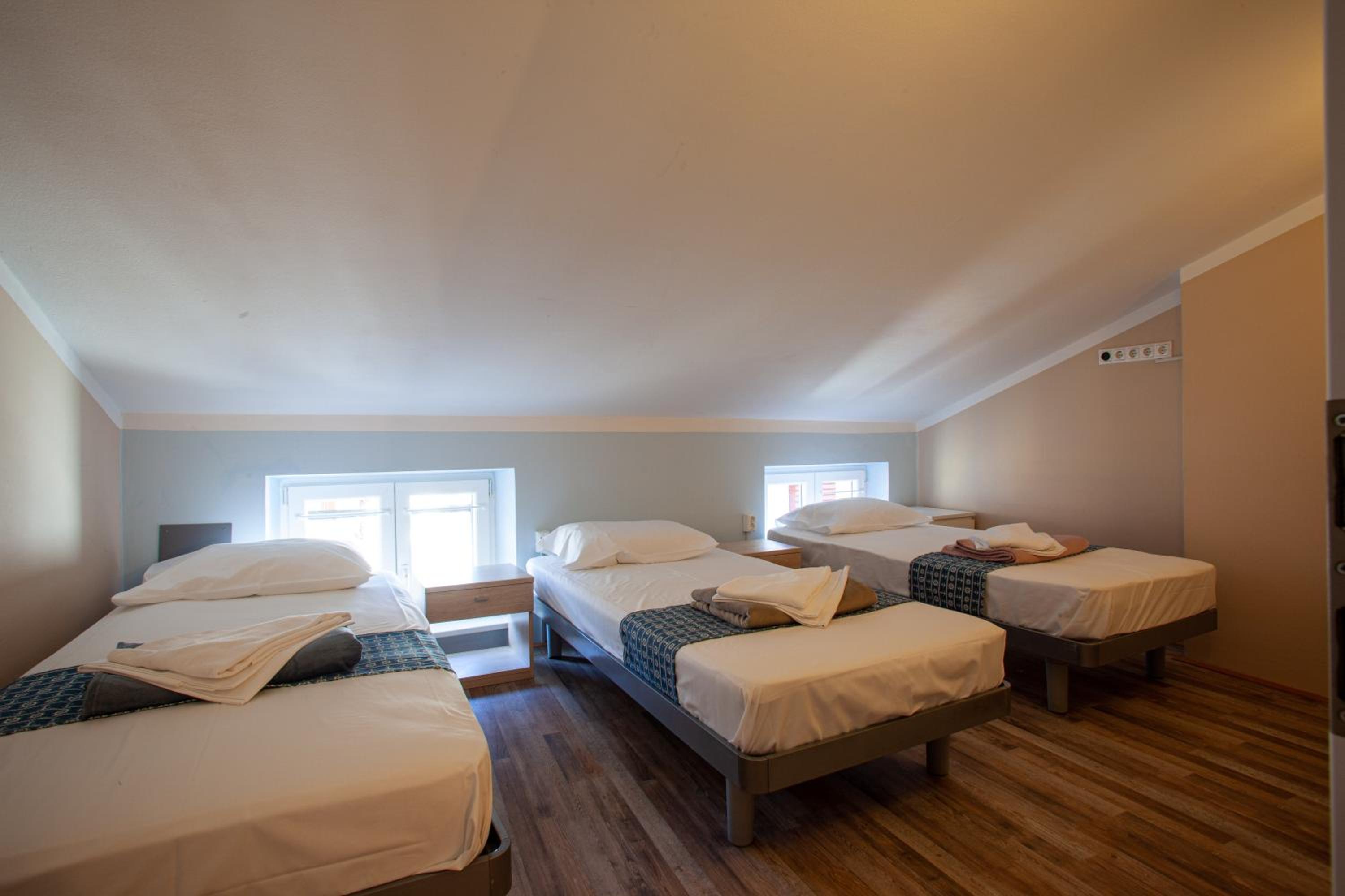 Triple Room with Shared Bathroom photo 1