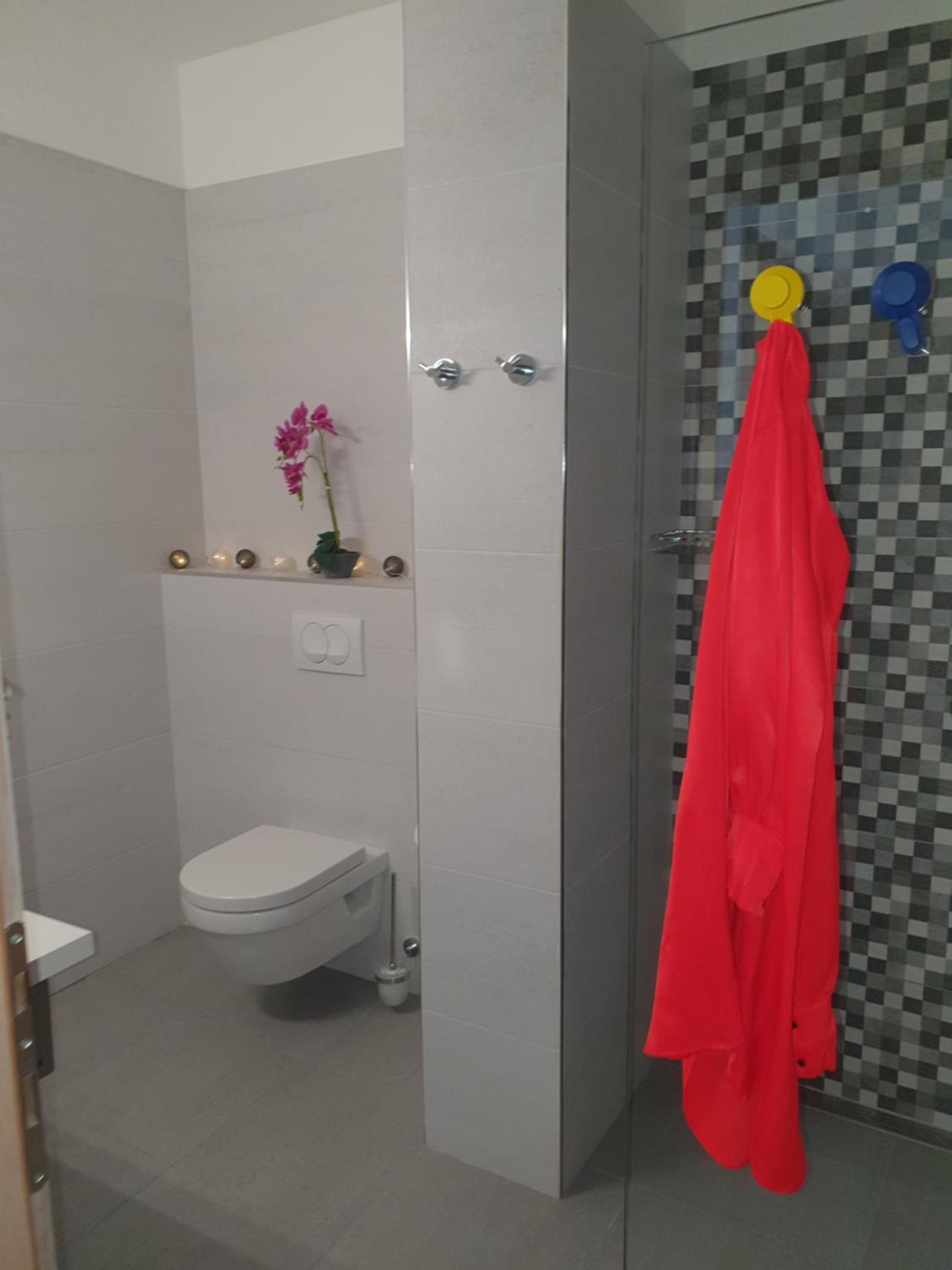 Double Room with City View - Photo 4