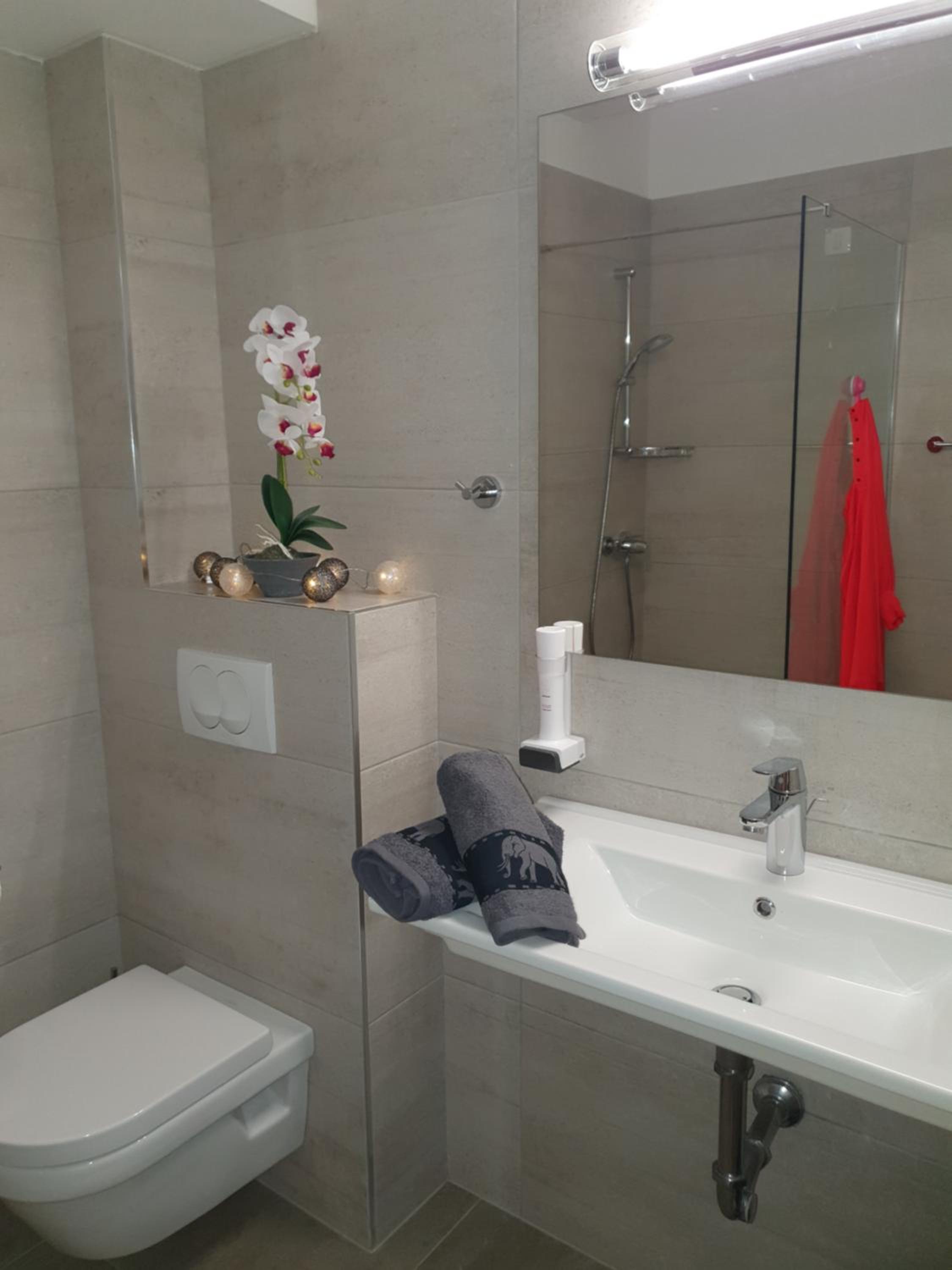 Deluxe Double Room with Balcony and Sea View - Photo 7