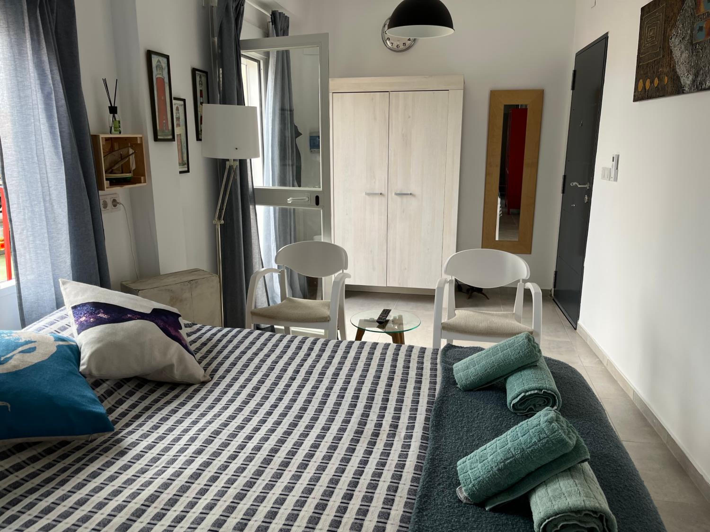 Estudio con terraza