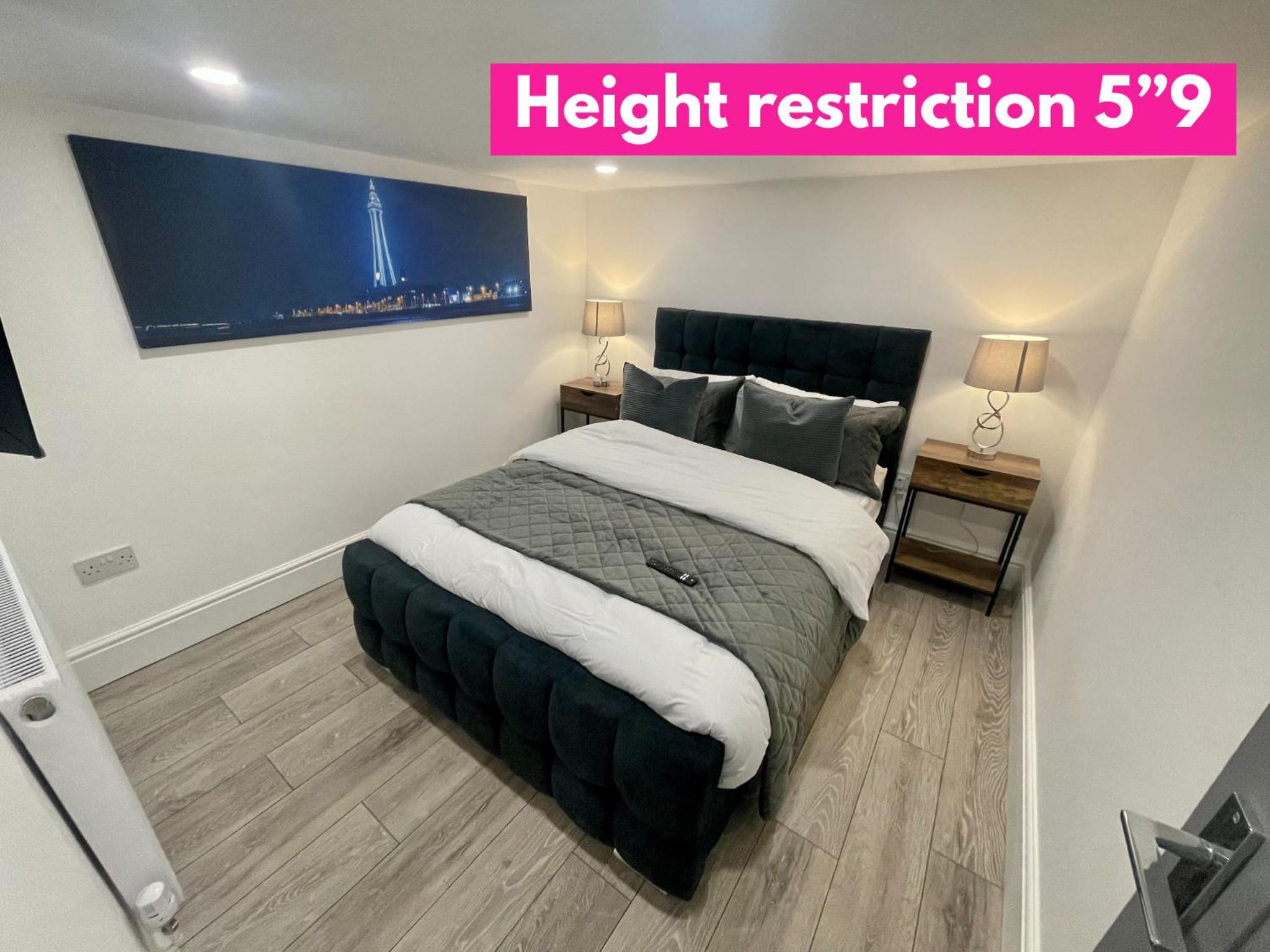 Basement Suite With Spa Bath (Height Restriction 5'10) - Photo 23
