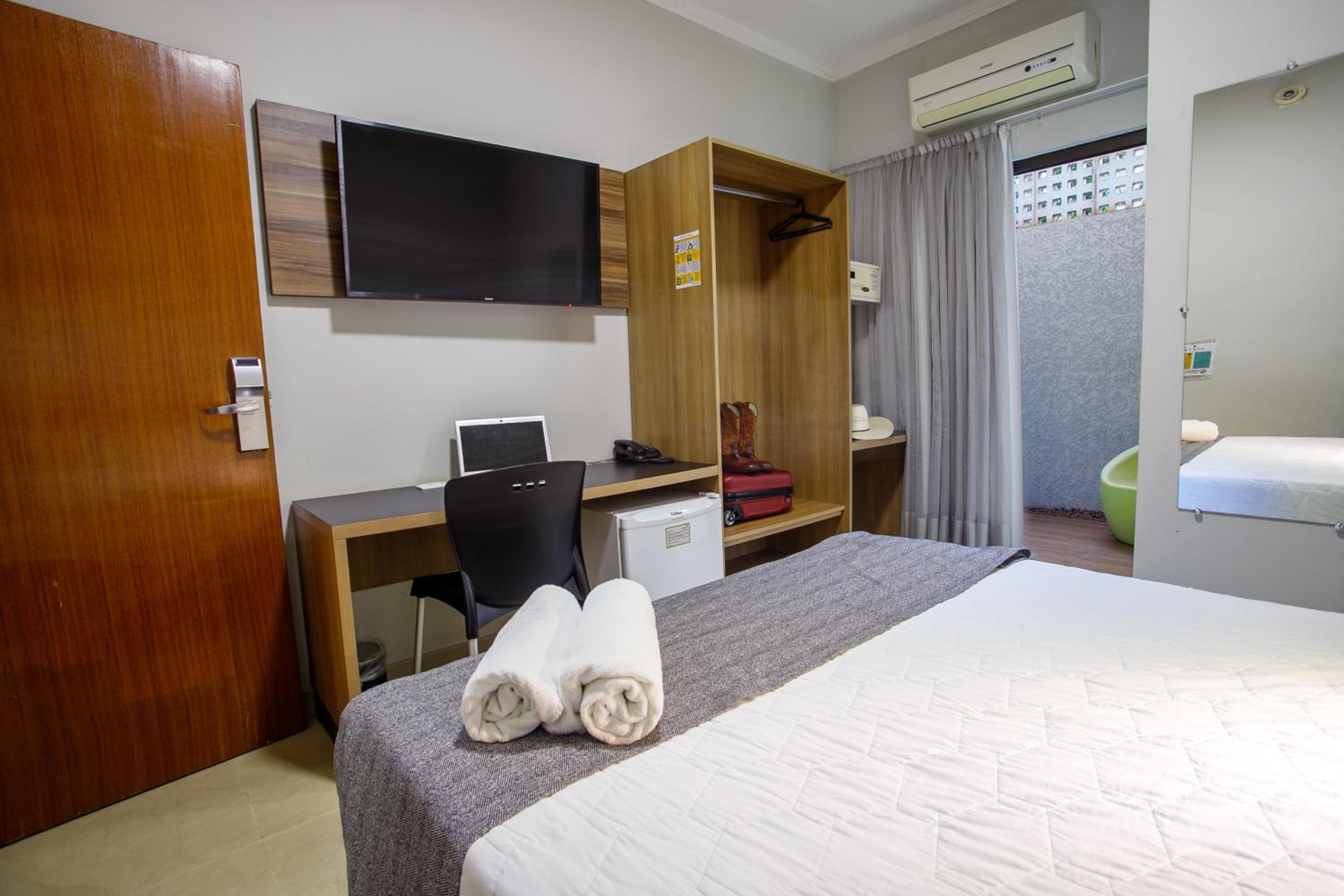 Standard Double Room photo 3