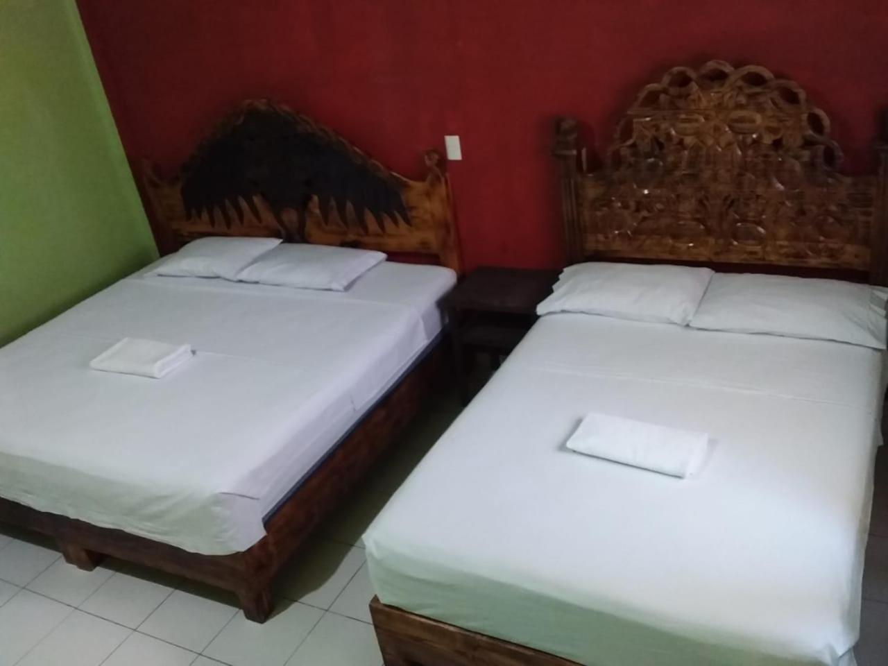 Quadruple Room with Private Bathroom photo 3