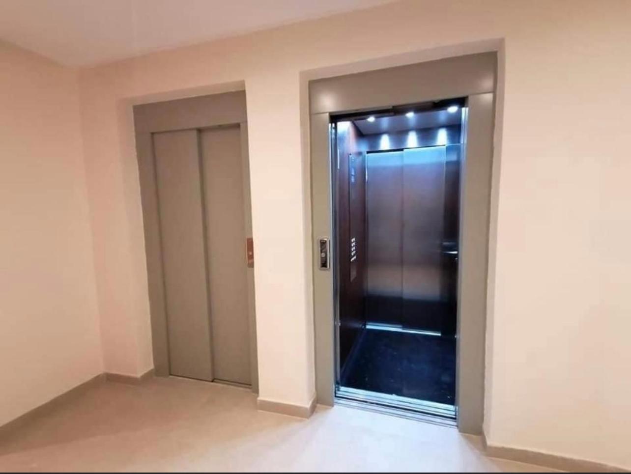 Two-Bedroom Apartment - Photo 6