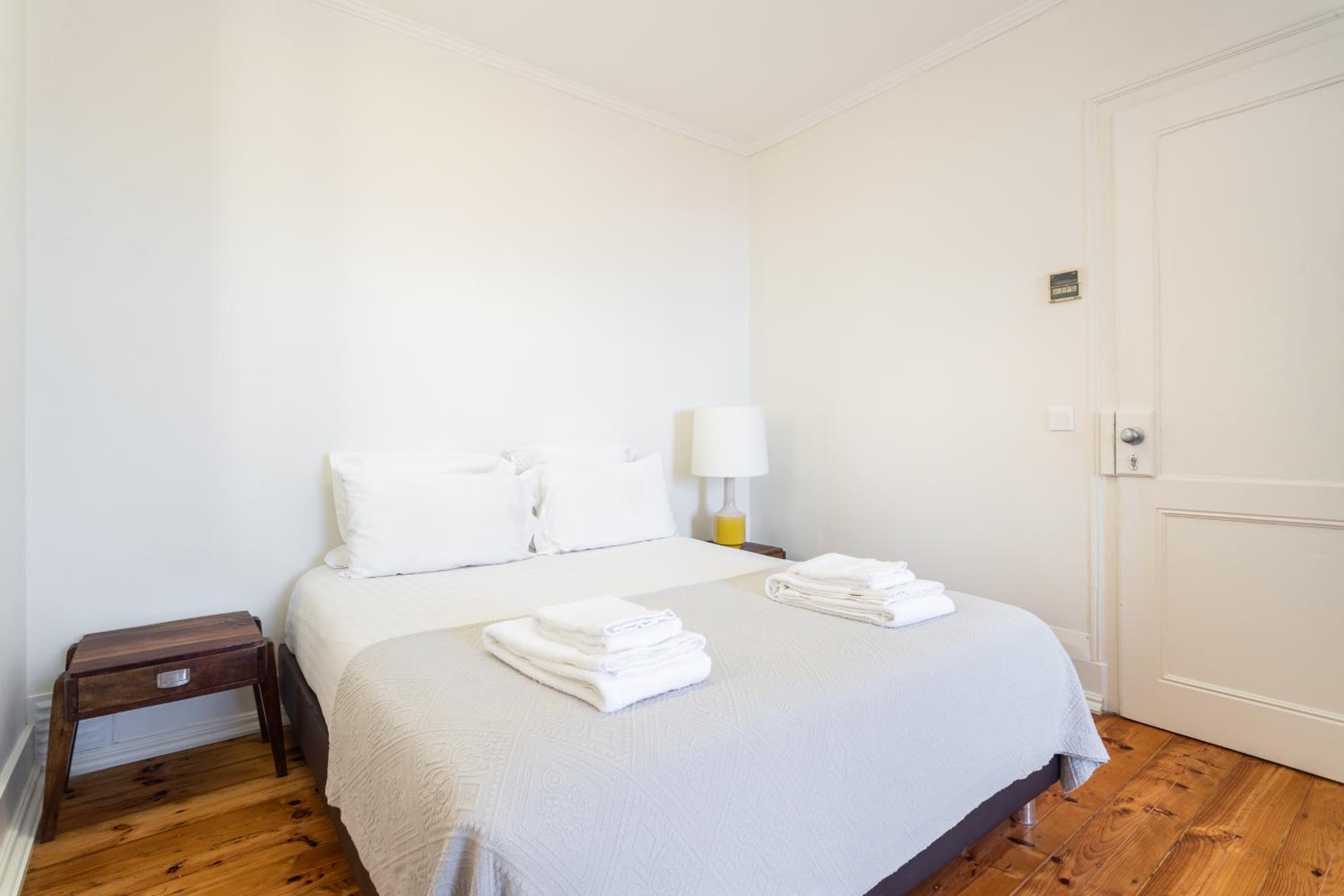Double Room with Private Bathroom - Photo 19