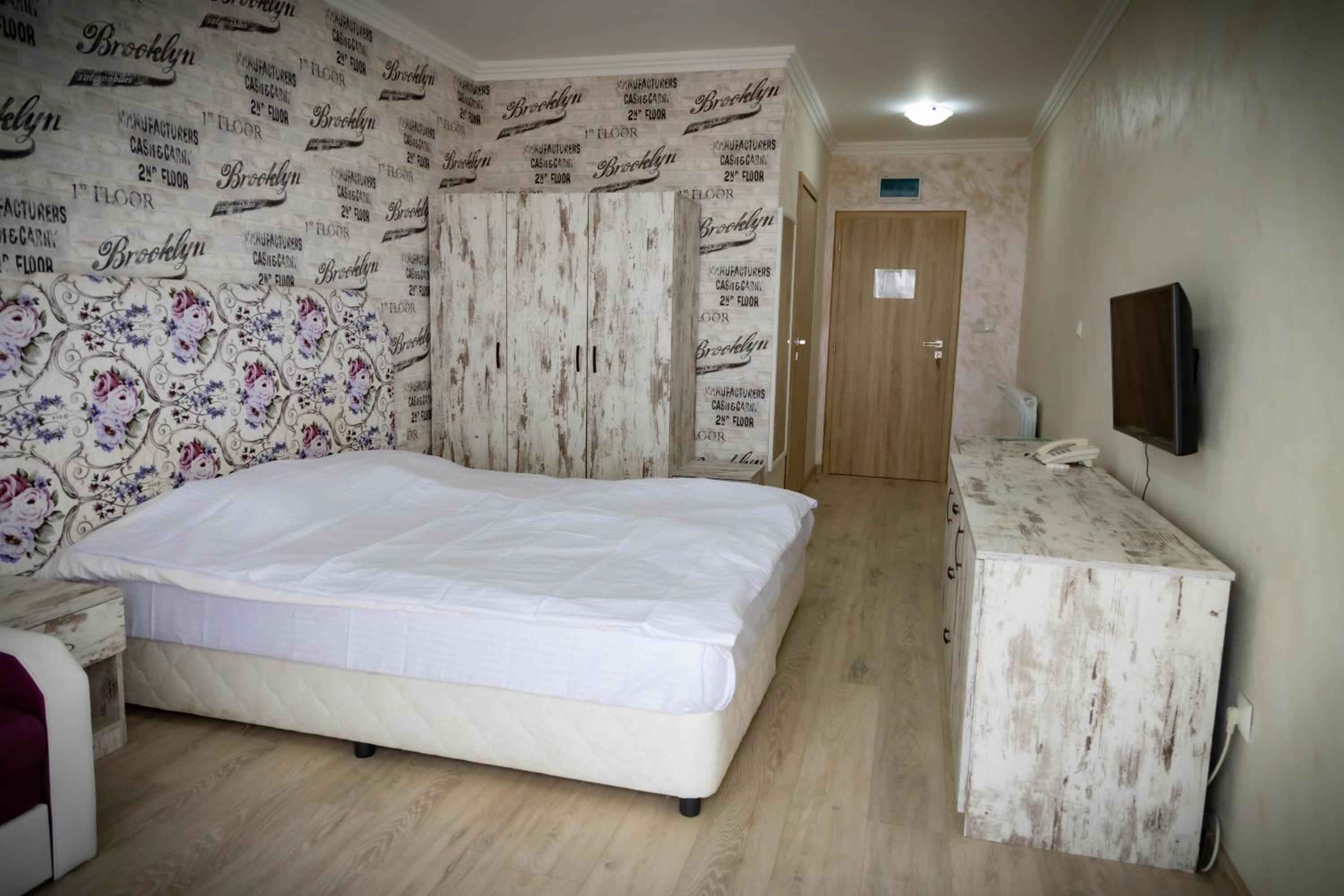 Deluxe Double Room photo 2