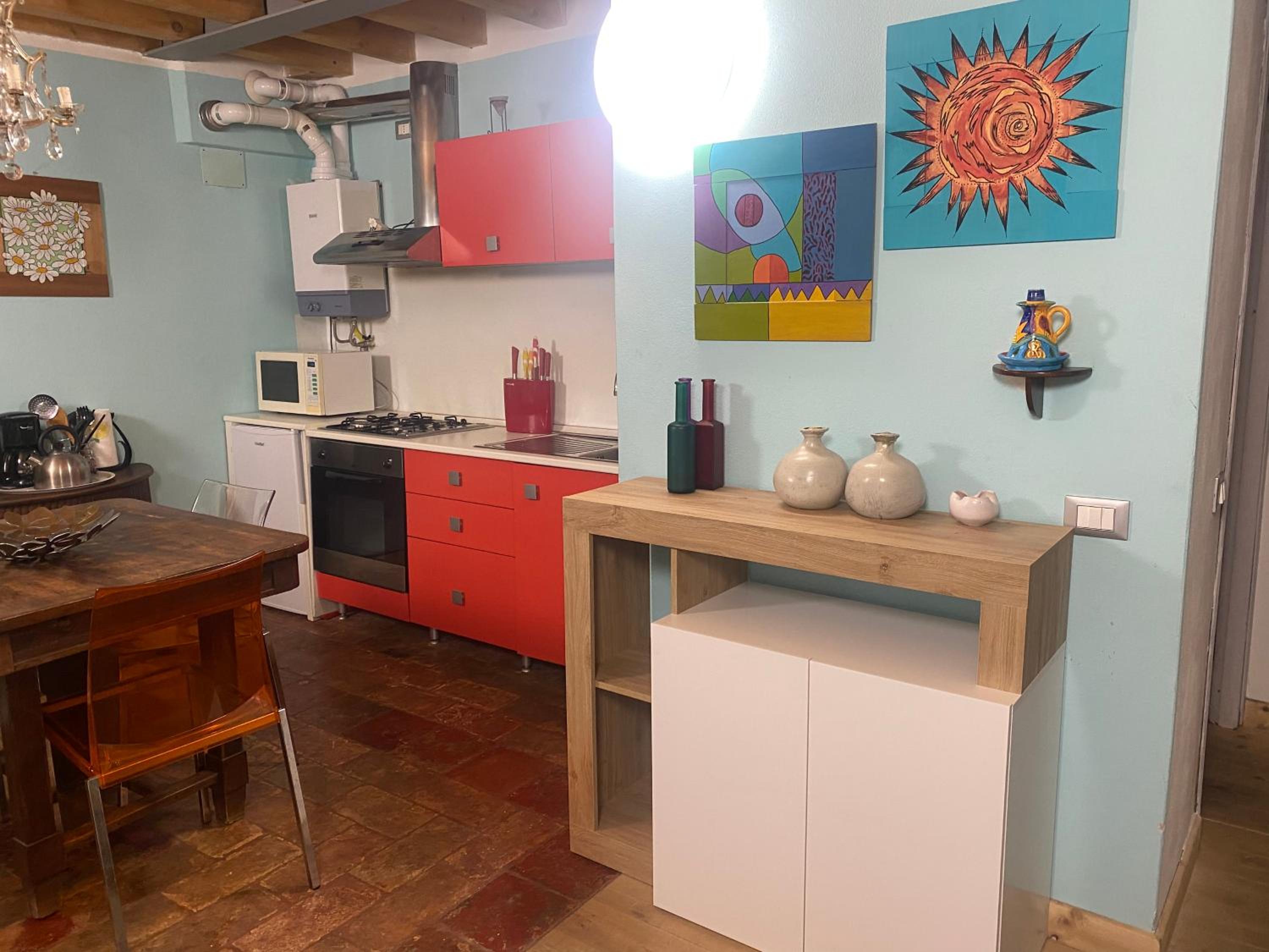 One-Bedroom Apartment - Photo 6