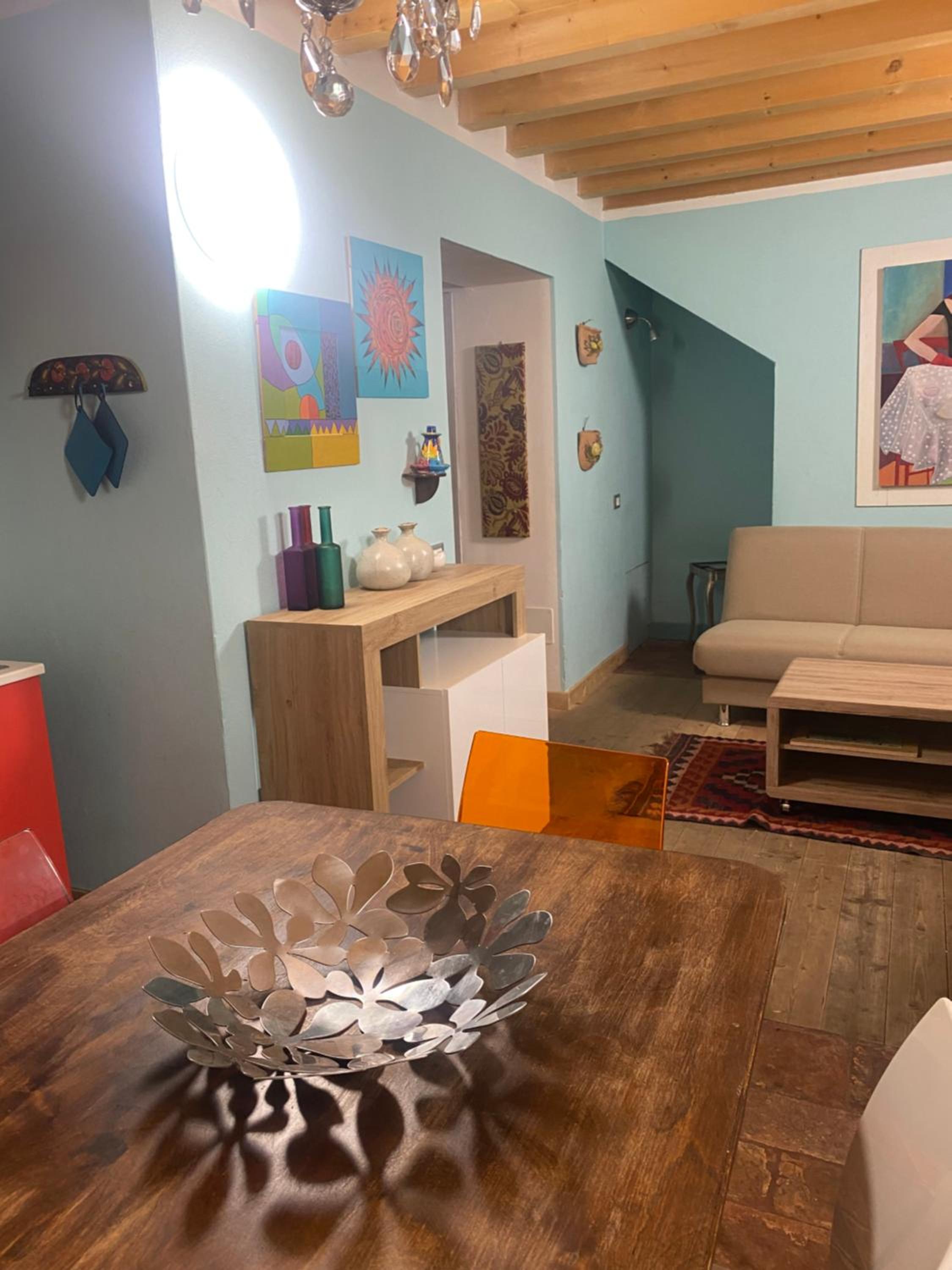 One-Bedroom Apartment - Photo 1