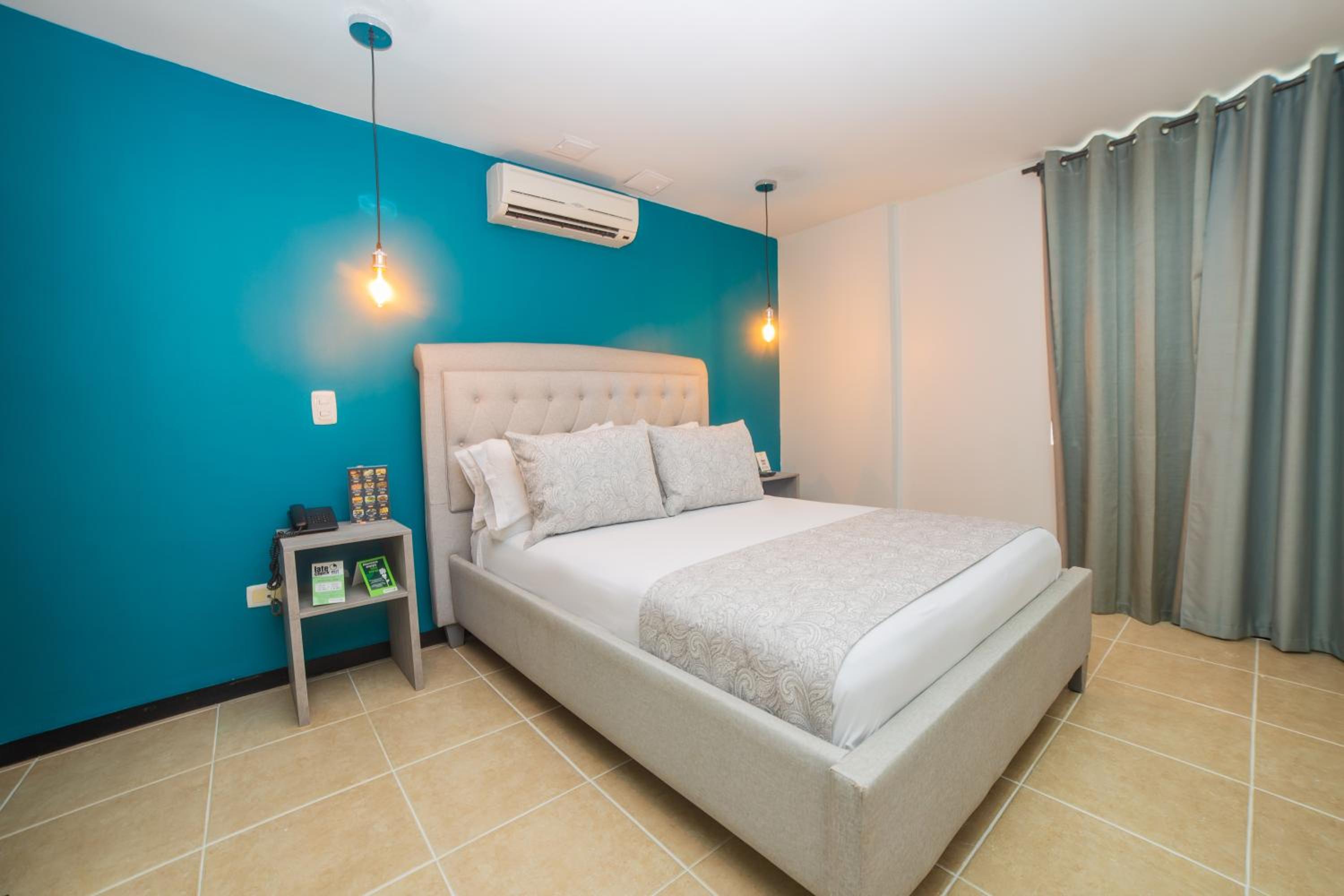 Double Room - Photo 5