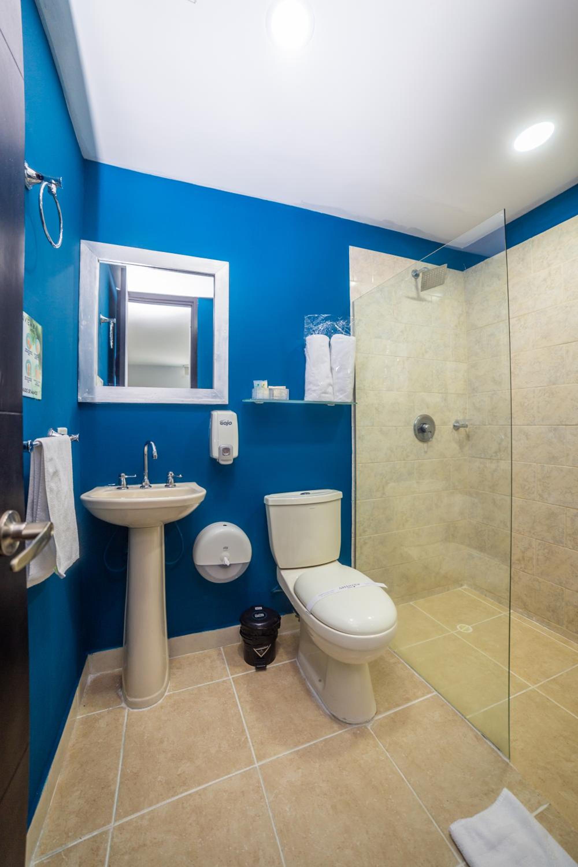 Double Room - Photo 2