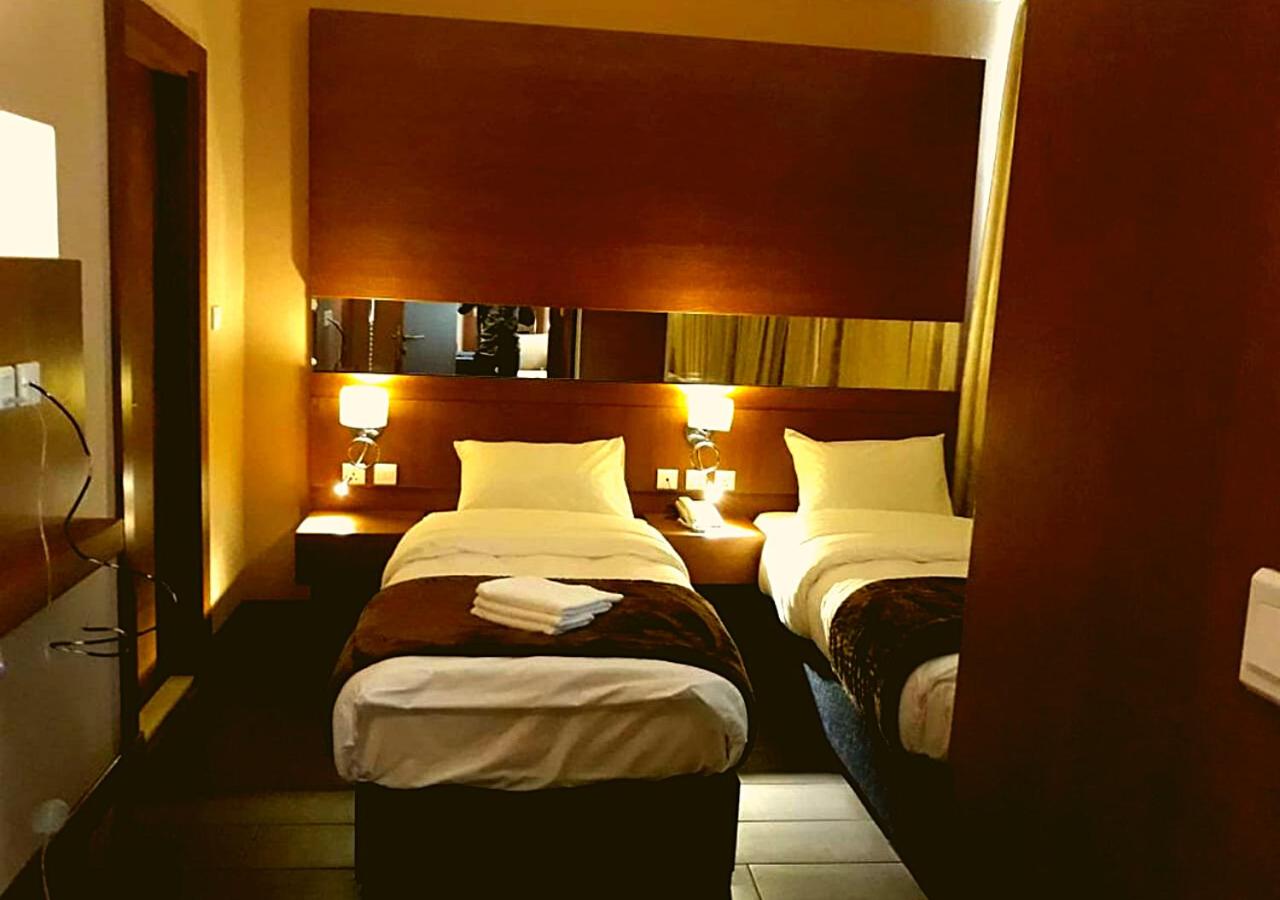 Executive Suite