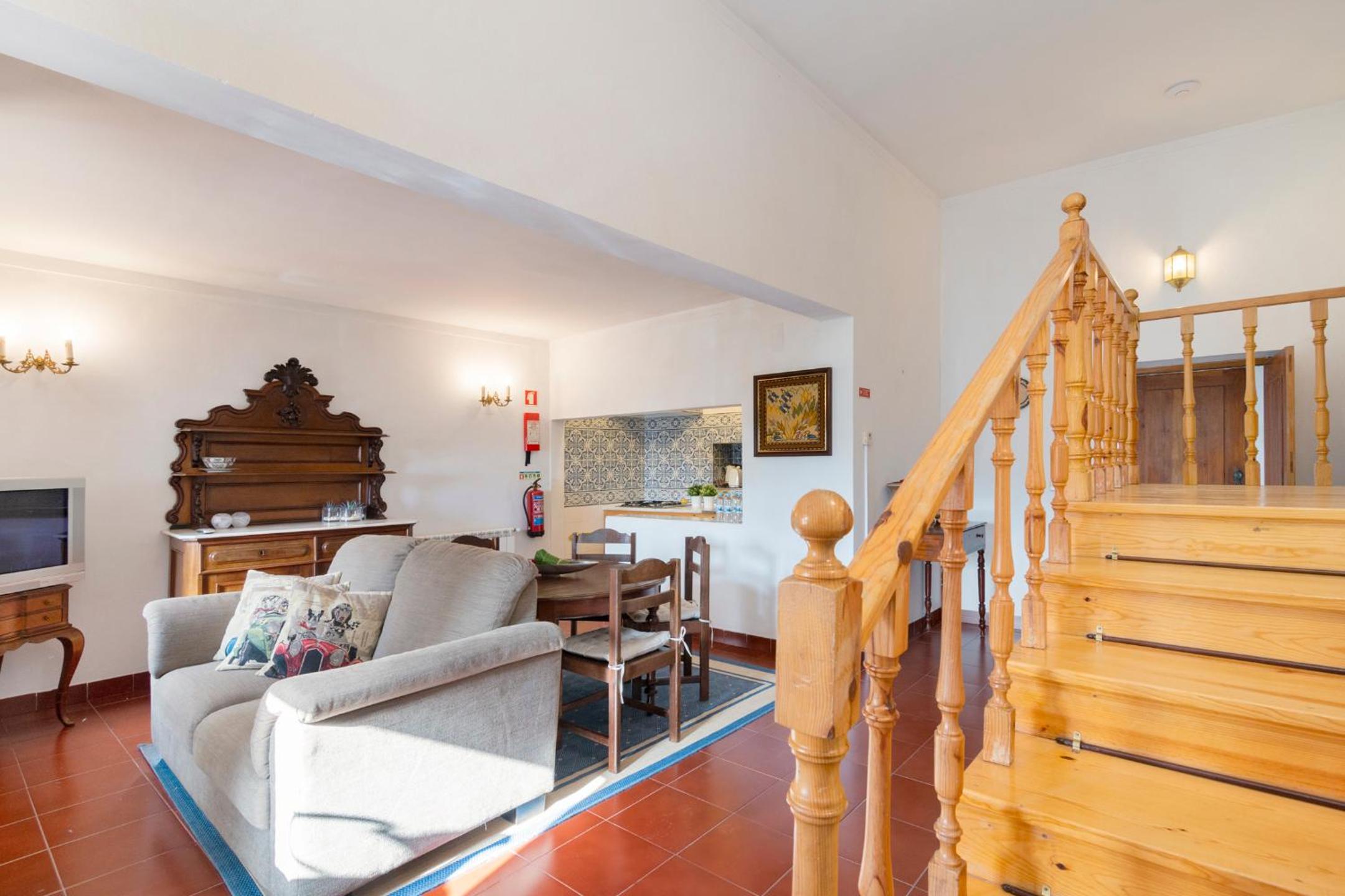 Apartment - Split Level photo 2