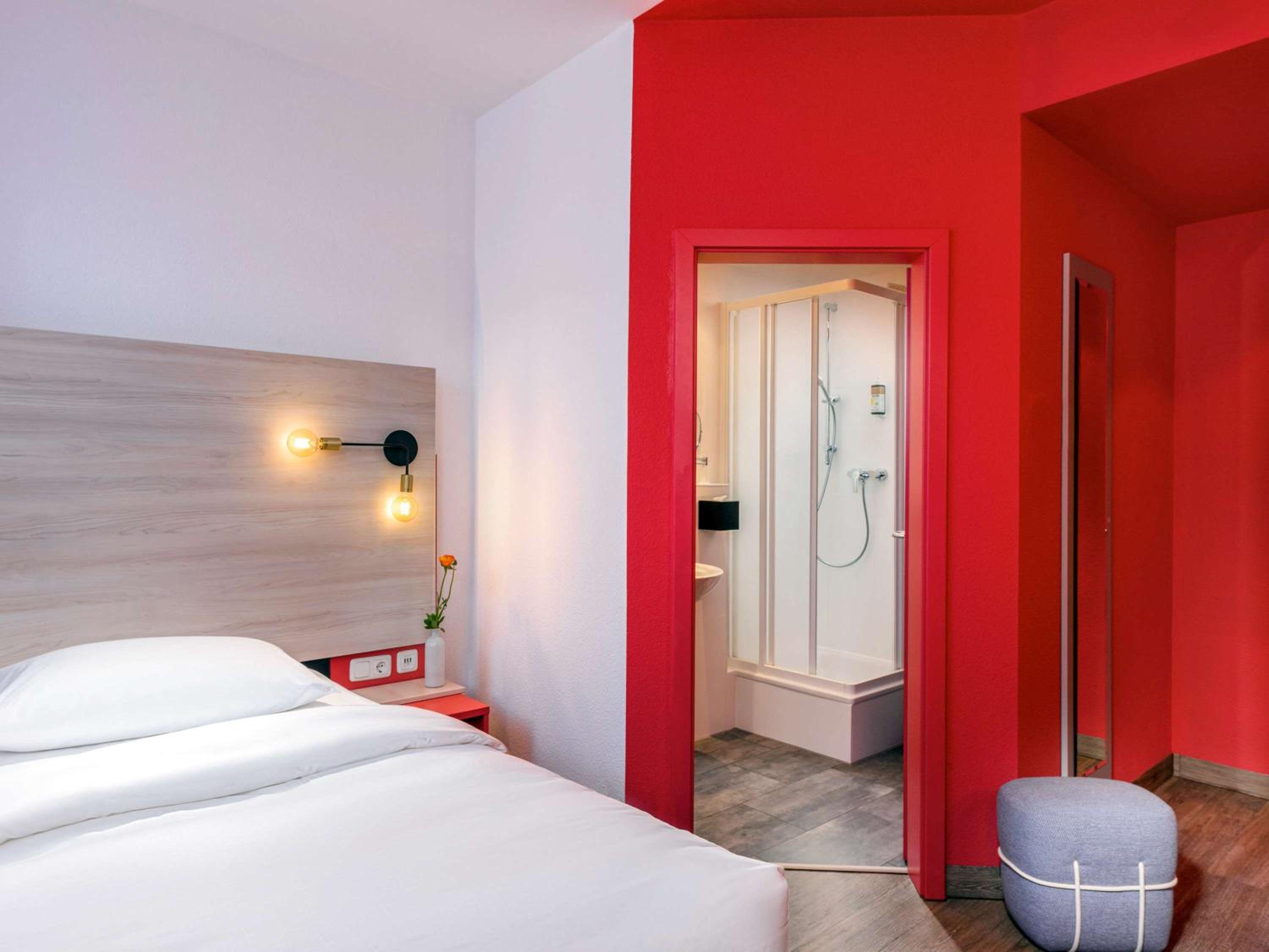 Single Room photo 2