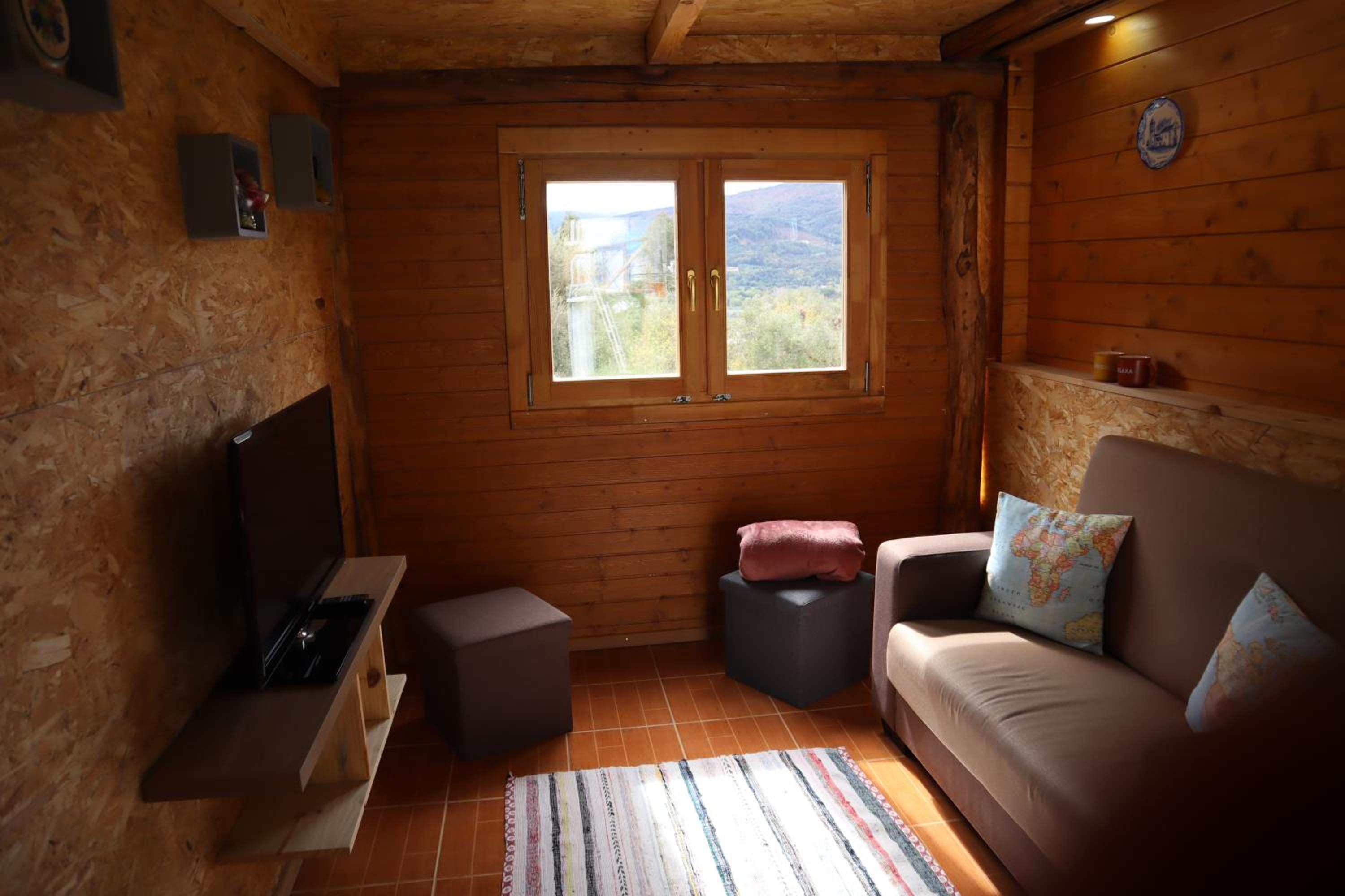 Two- Bedroom House photo 2