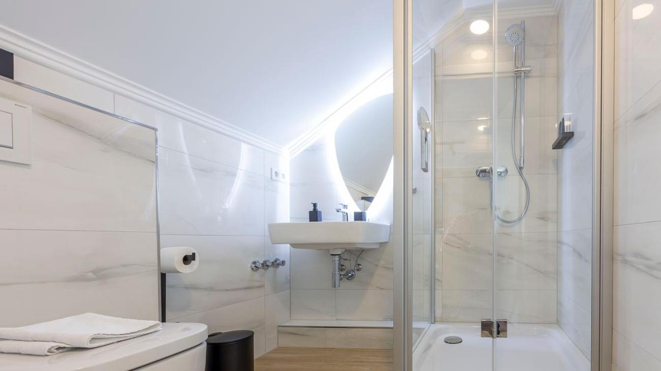 Large Single Room photo 3