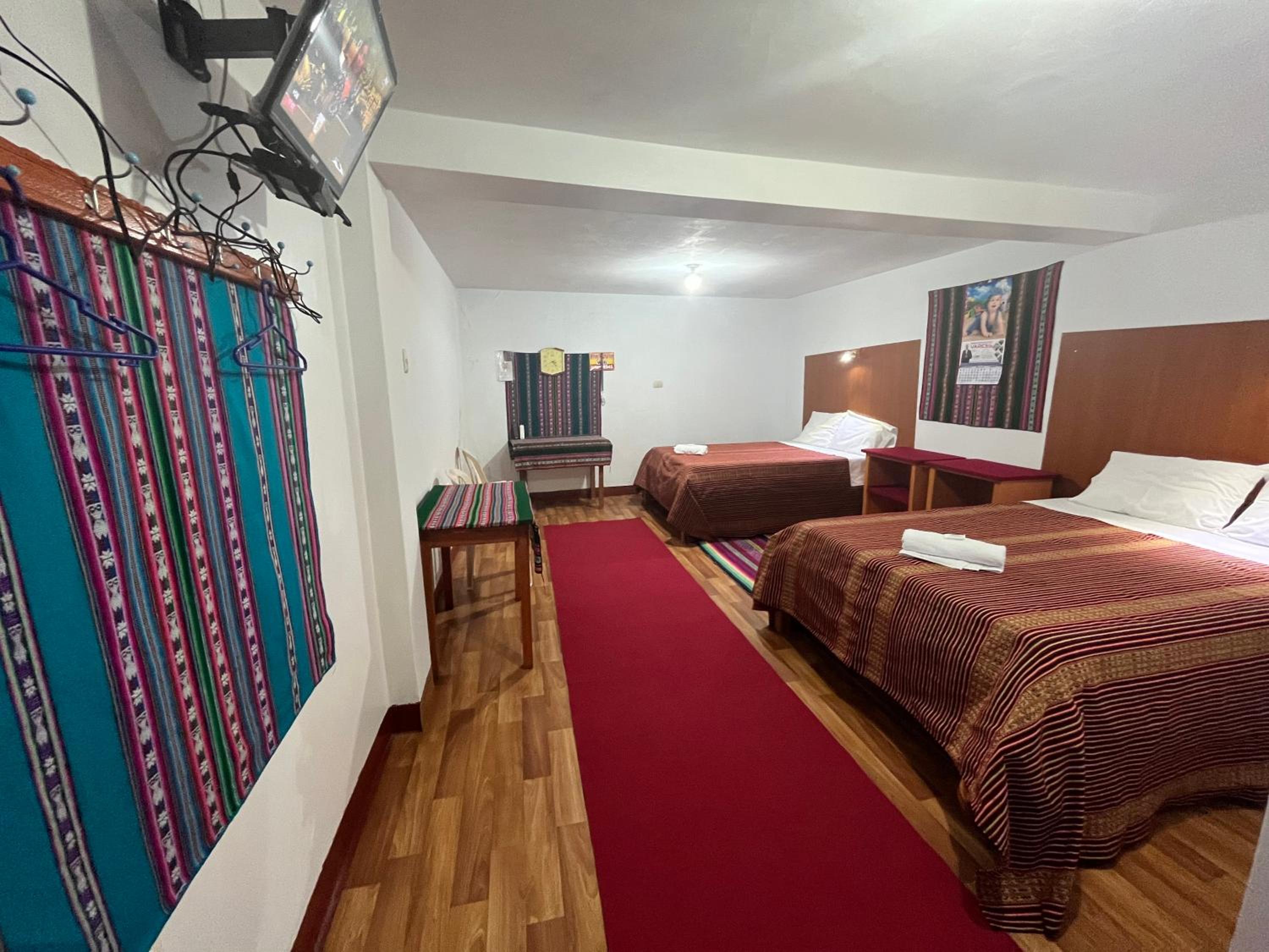 Double Room with Private Bathroom photo 1
