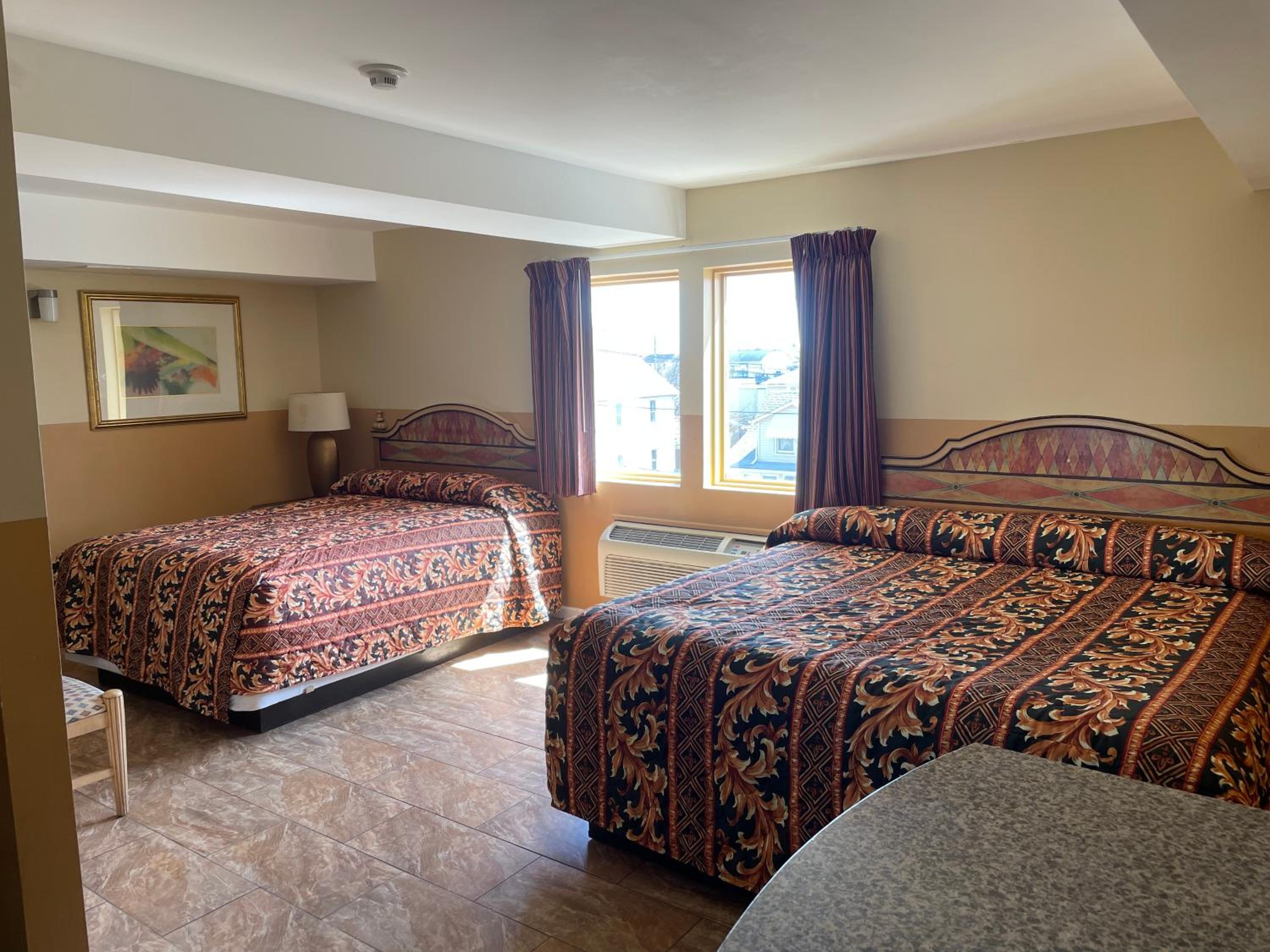 King Room with Two King Beds - Photo 1