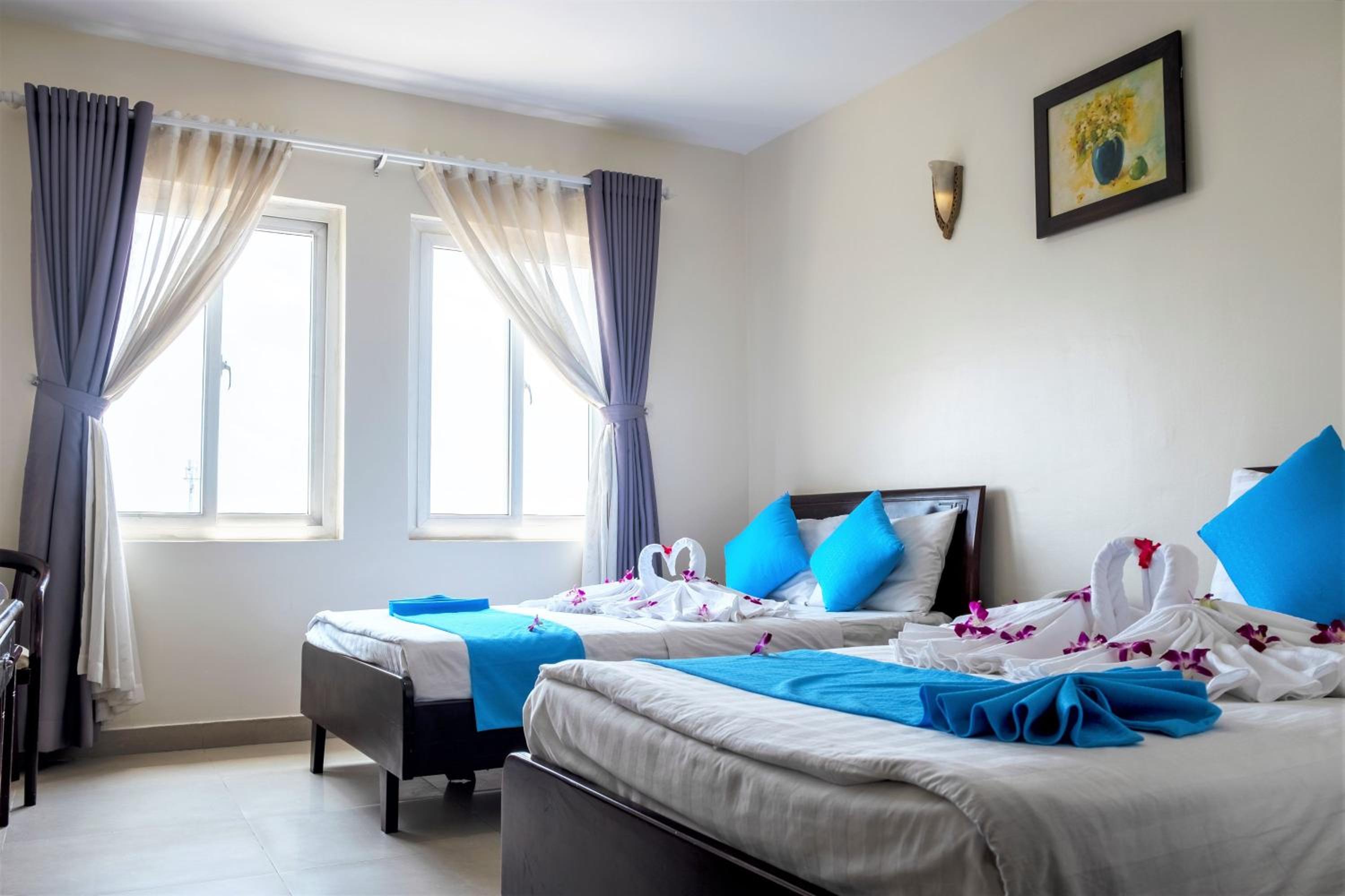 Twin Room - Photo 10