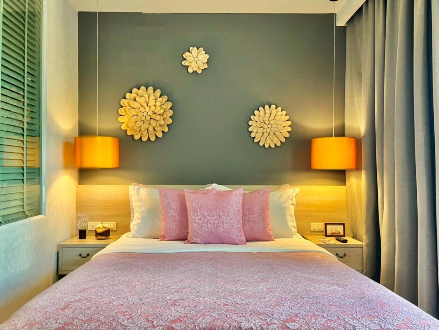 Queen Room with Balcony photo 1