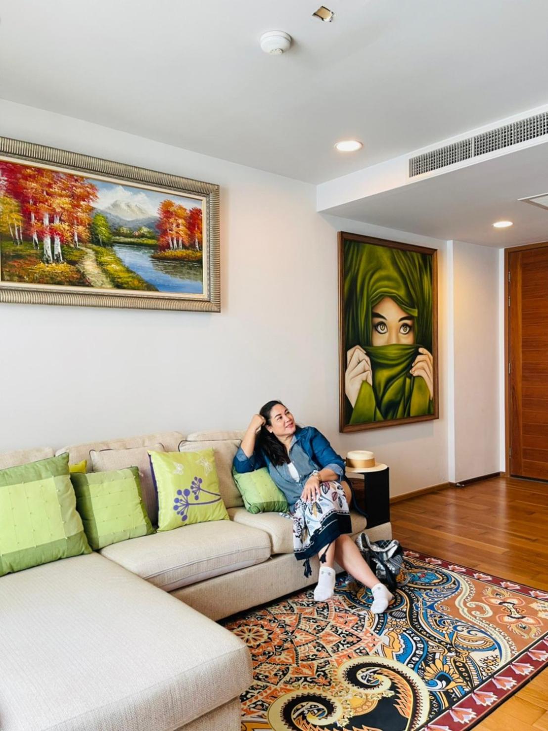 Apartment with Balcony - Photo 7