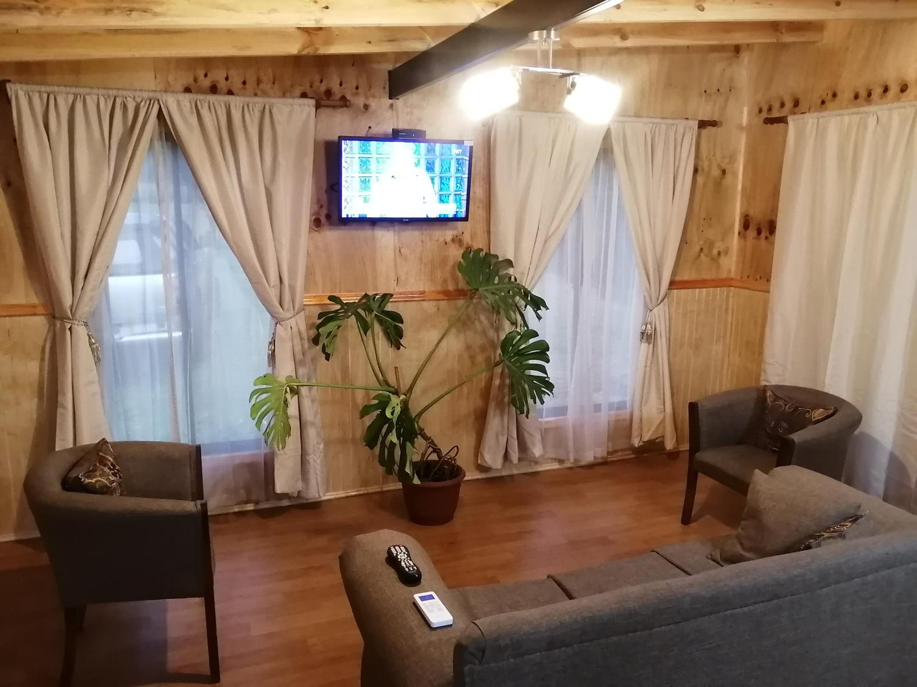 Two-Bedroom House photo 3