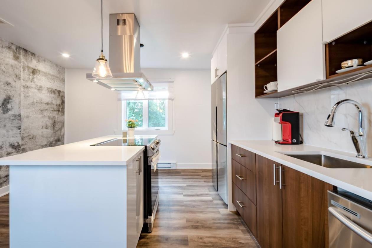Three-Bedroom Apartment - Photo 3