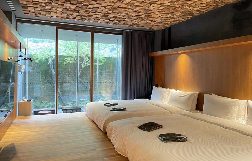 Japanese-Style Quadruple Room