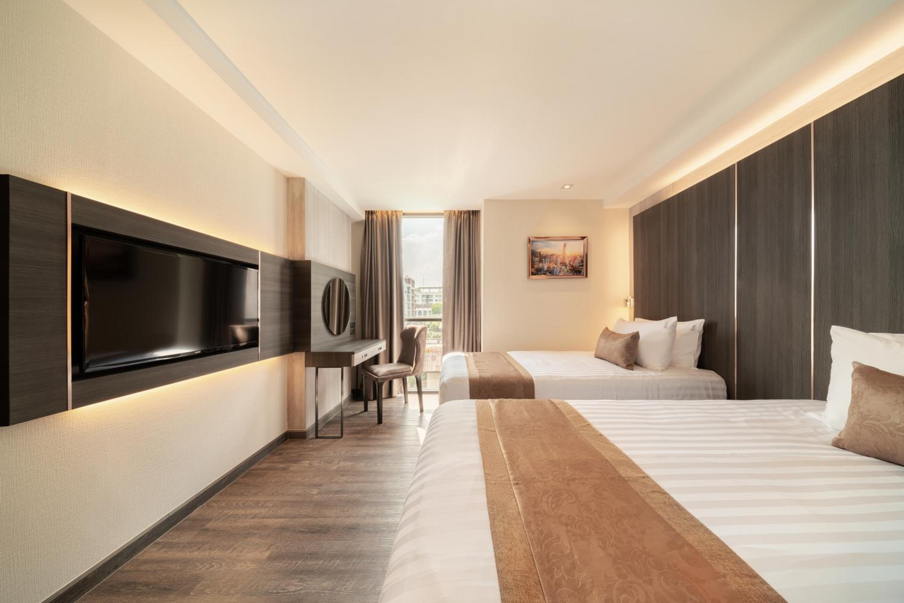 Deluxe Double or Twin Room photo 2