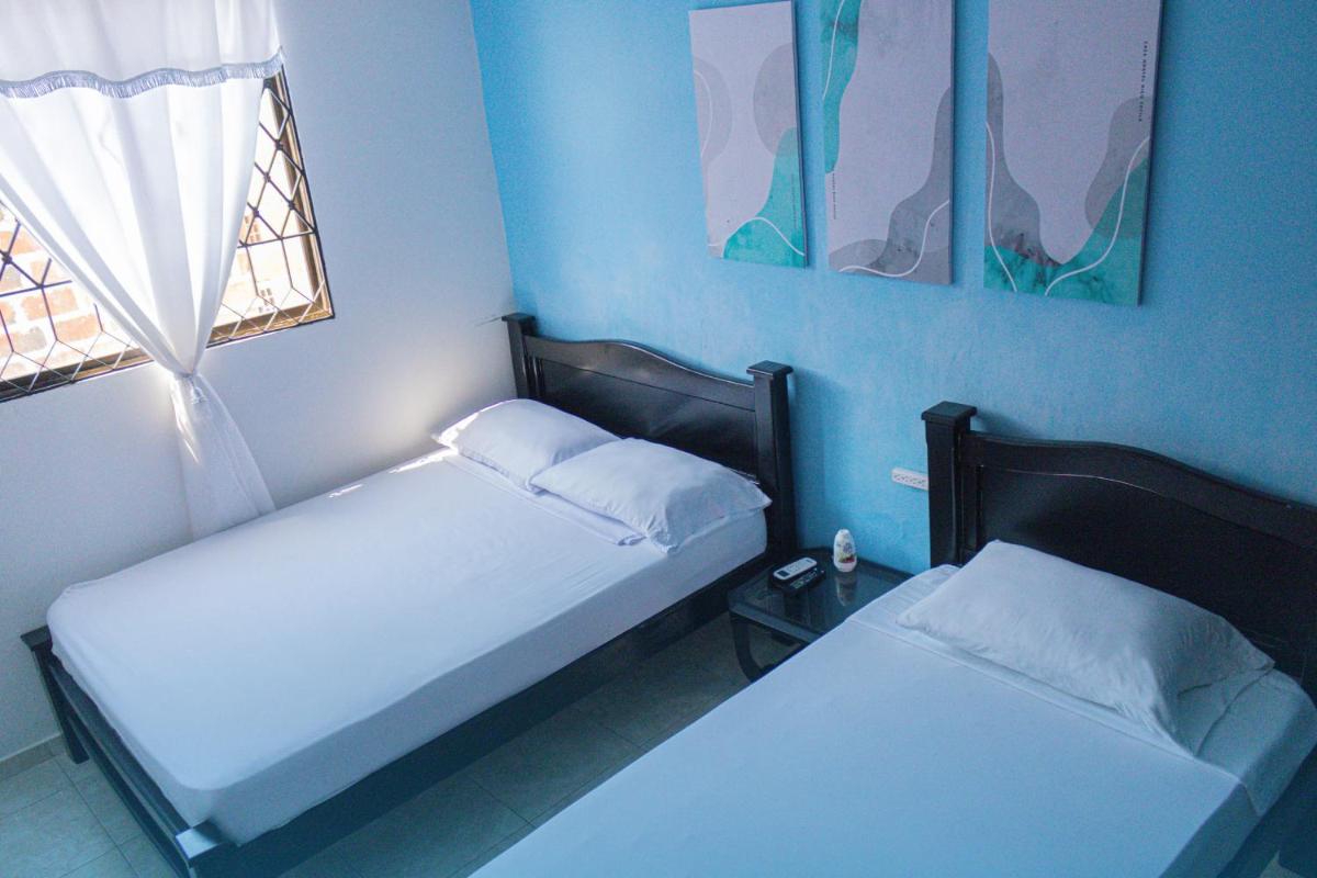 Double or Twin Room with Shared Bathroom photo 3