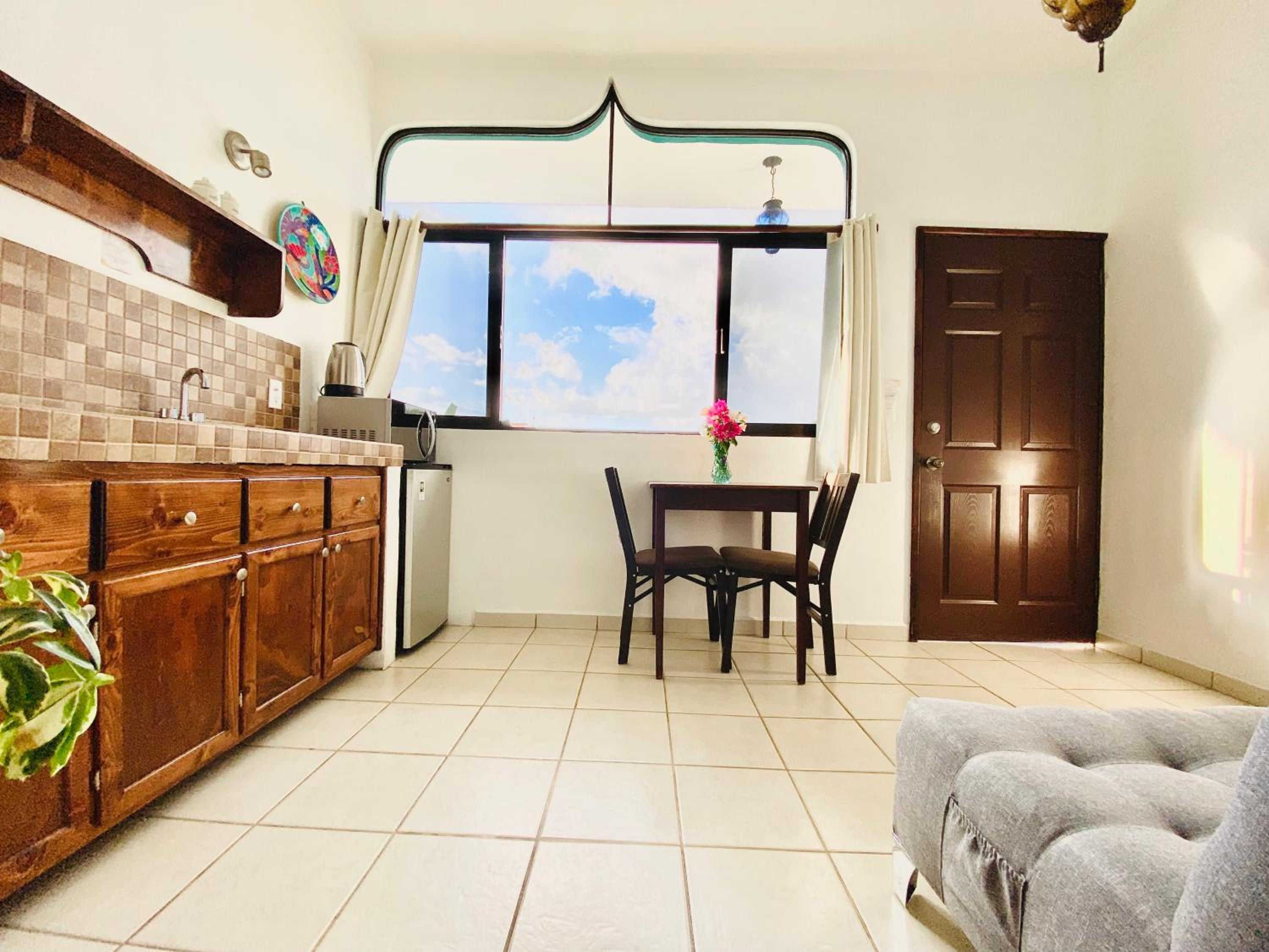One-Bedroom Apartment - Photo 9