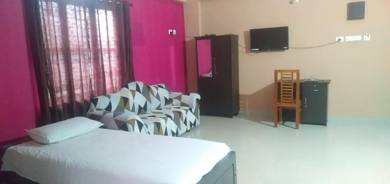 Budget Double Room photo 2