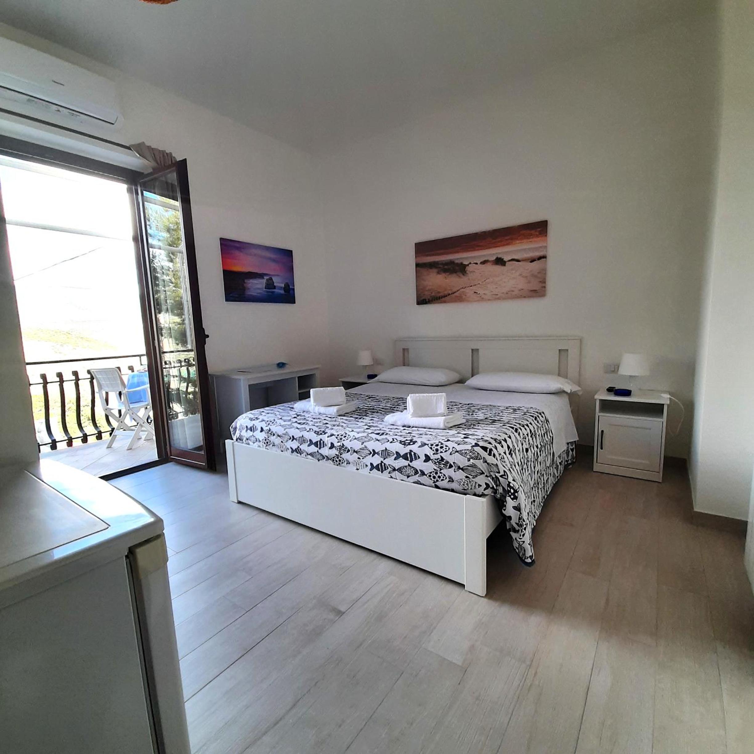 Double Room with Balcony and Sea View