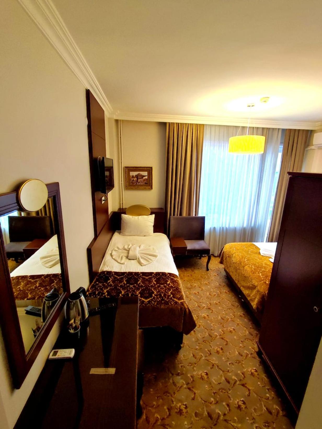 Triple Room with City View photo 2
