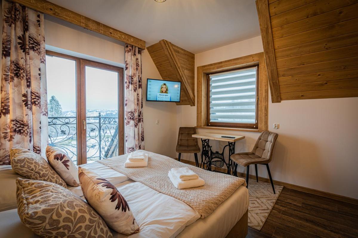 Triple Room with Mountain View photo 3