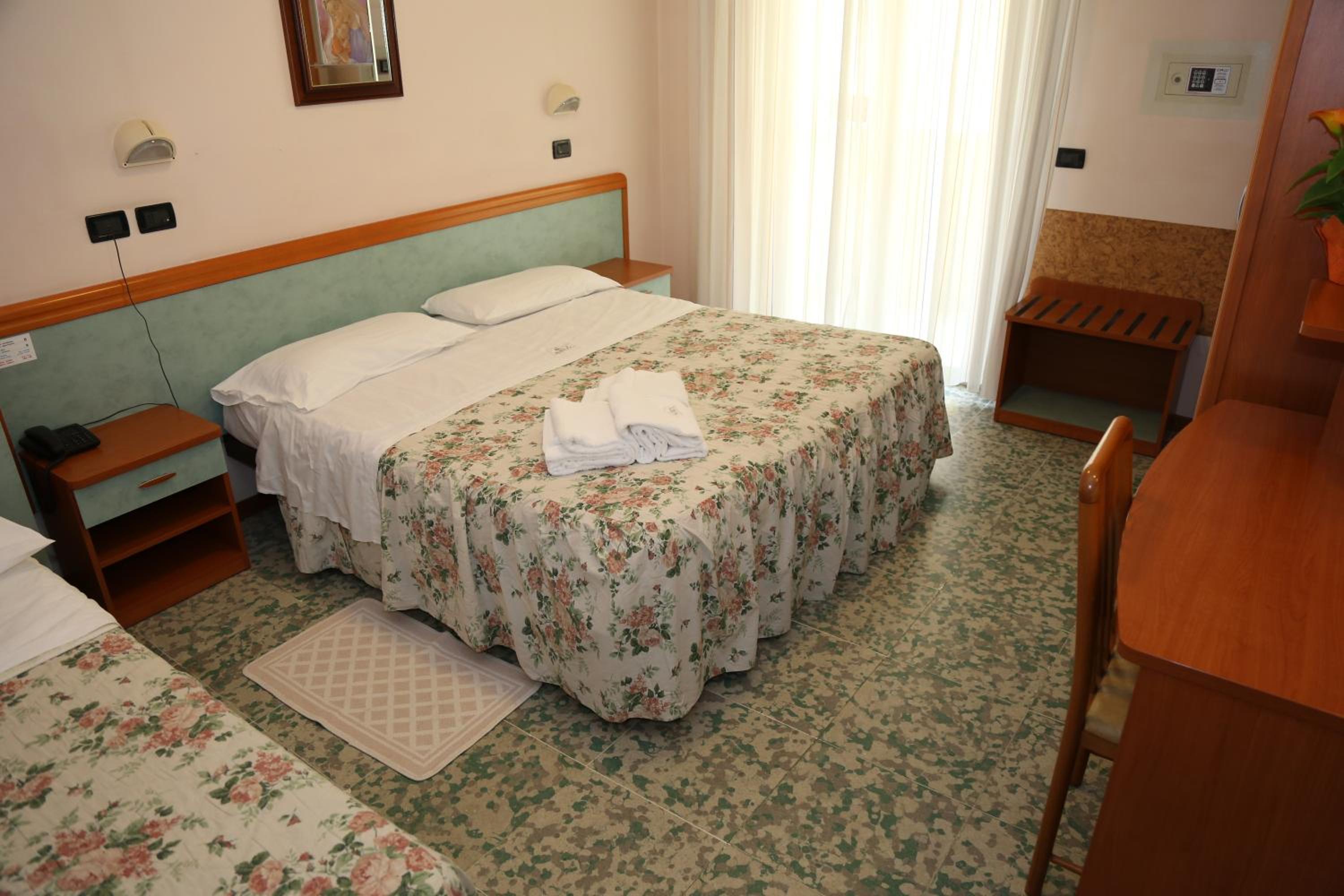 Double or Twin Room photo 1