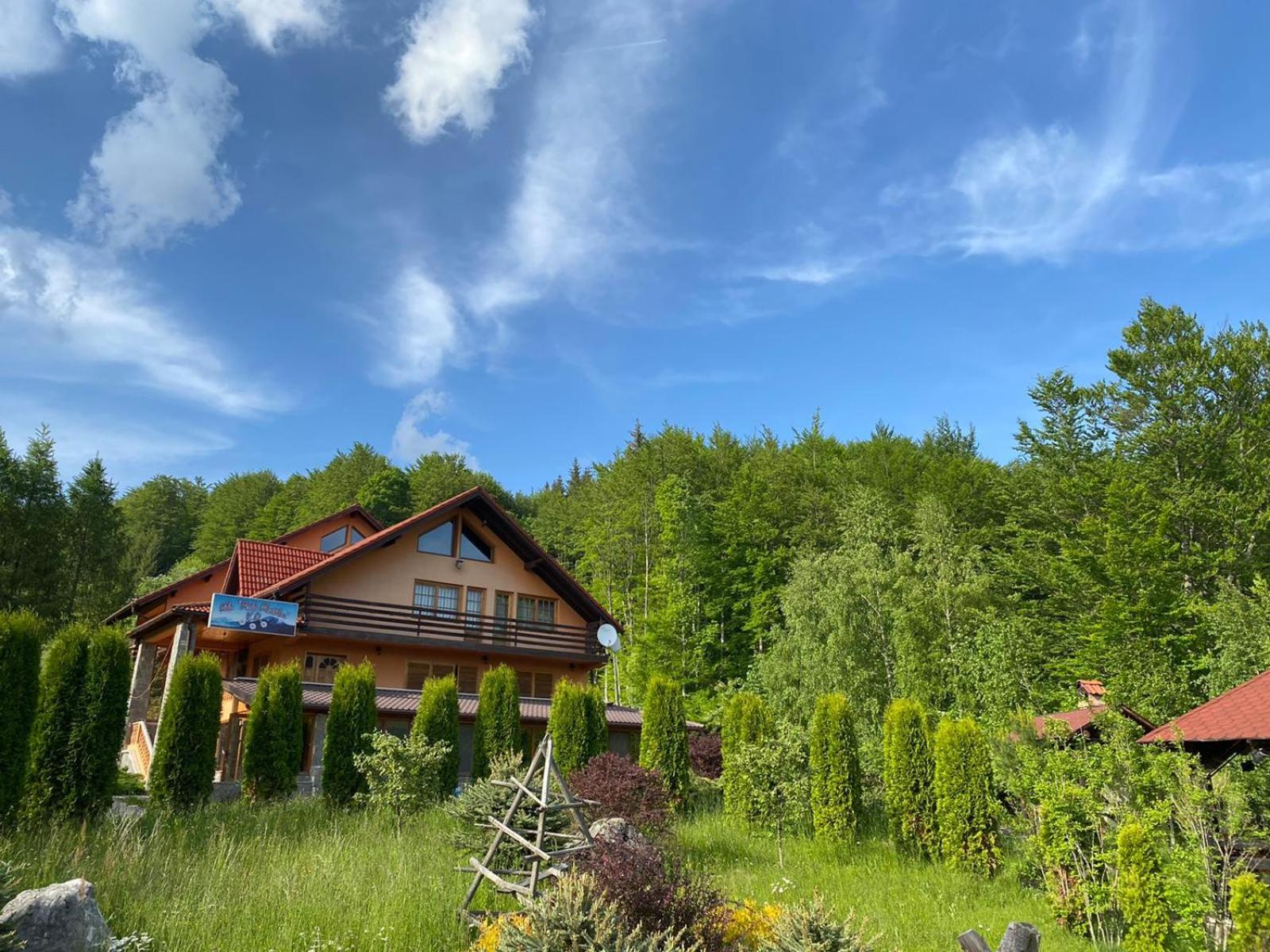 Chalet photo 2
