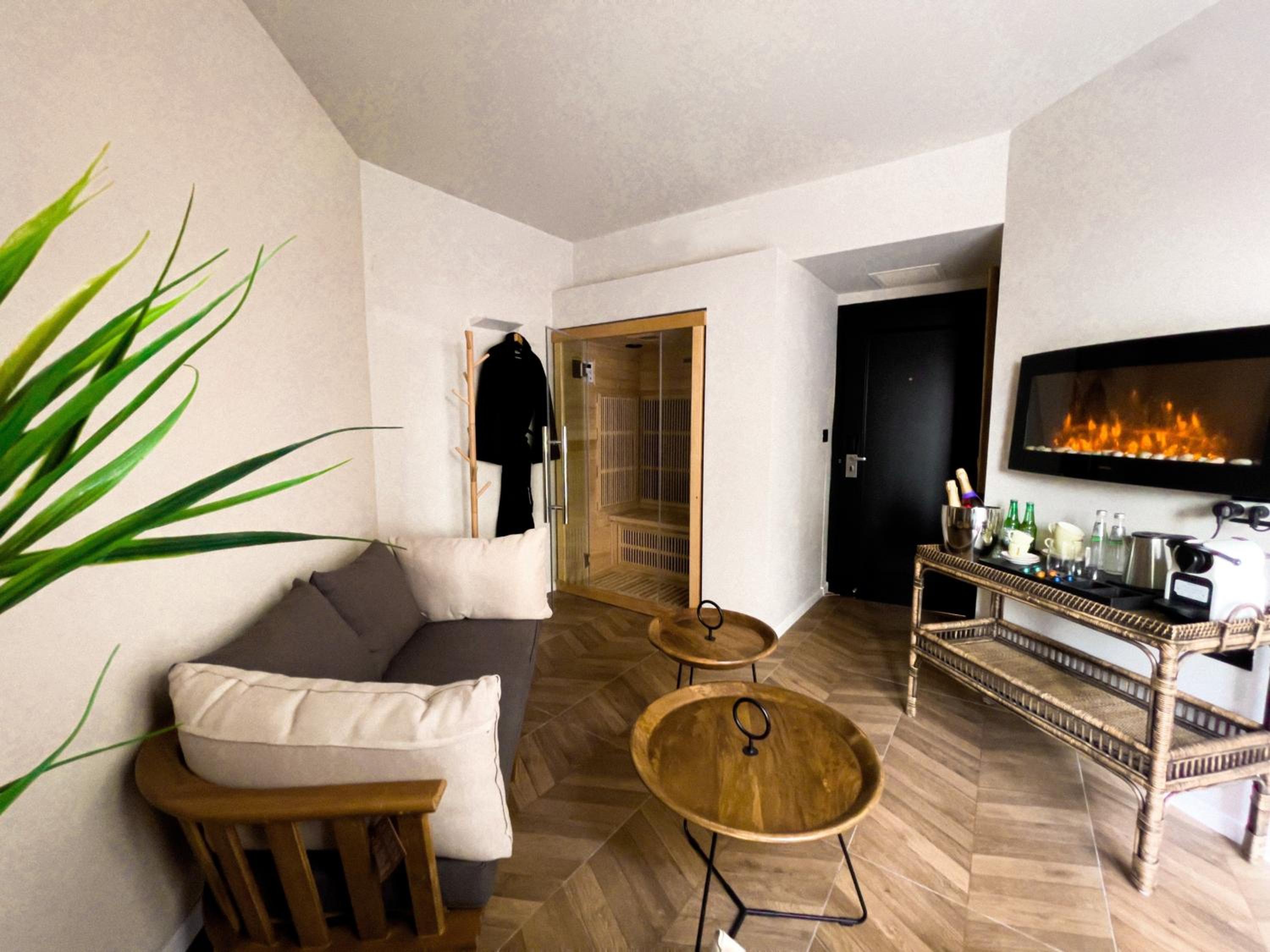 King Suite With Sea View photo 3